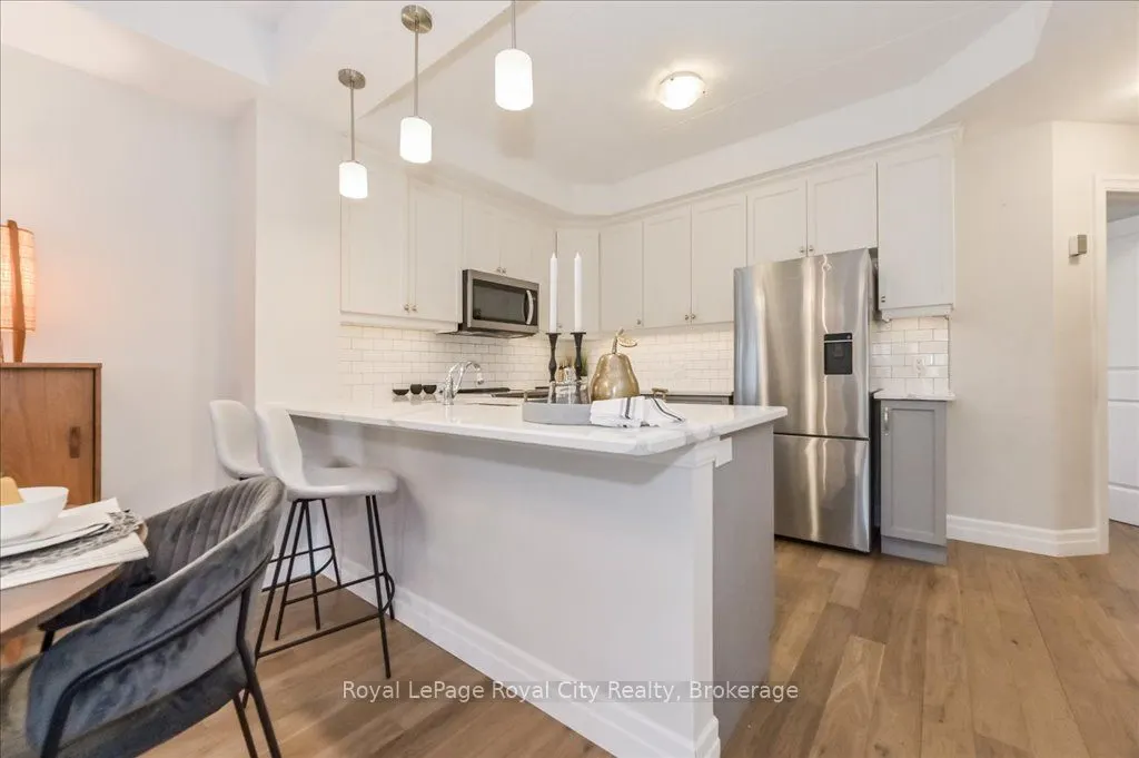 19 Stumpf Street, #103