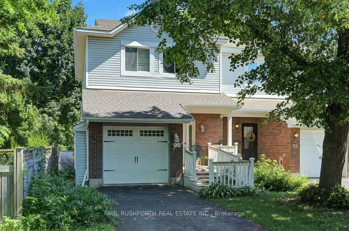 98 Piper Crescent