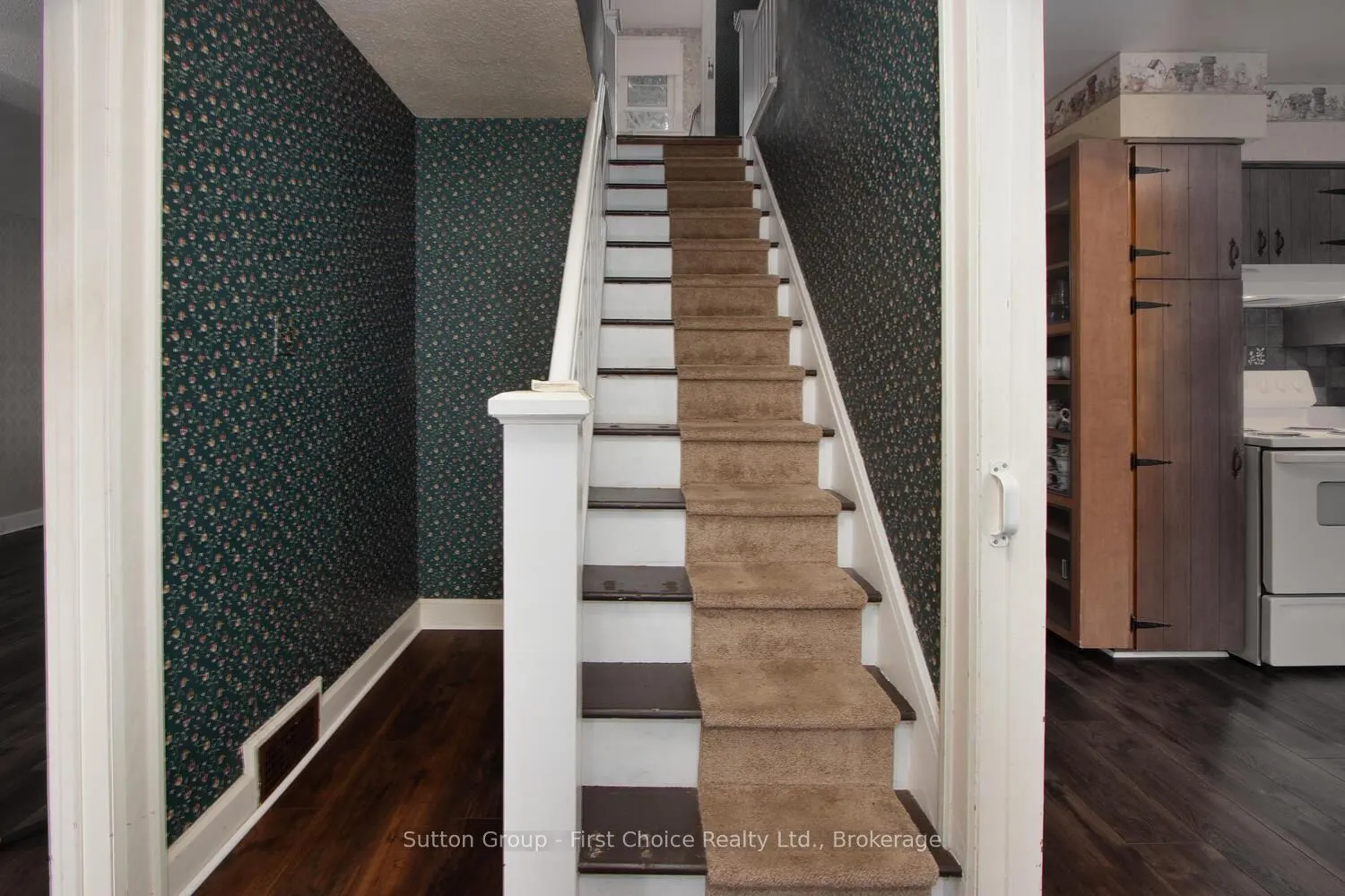 270 Devon Street