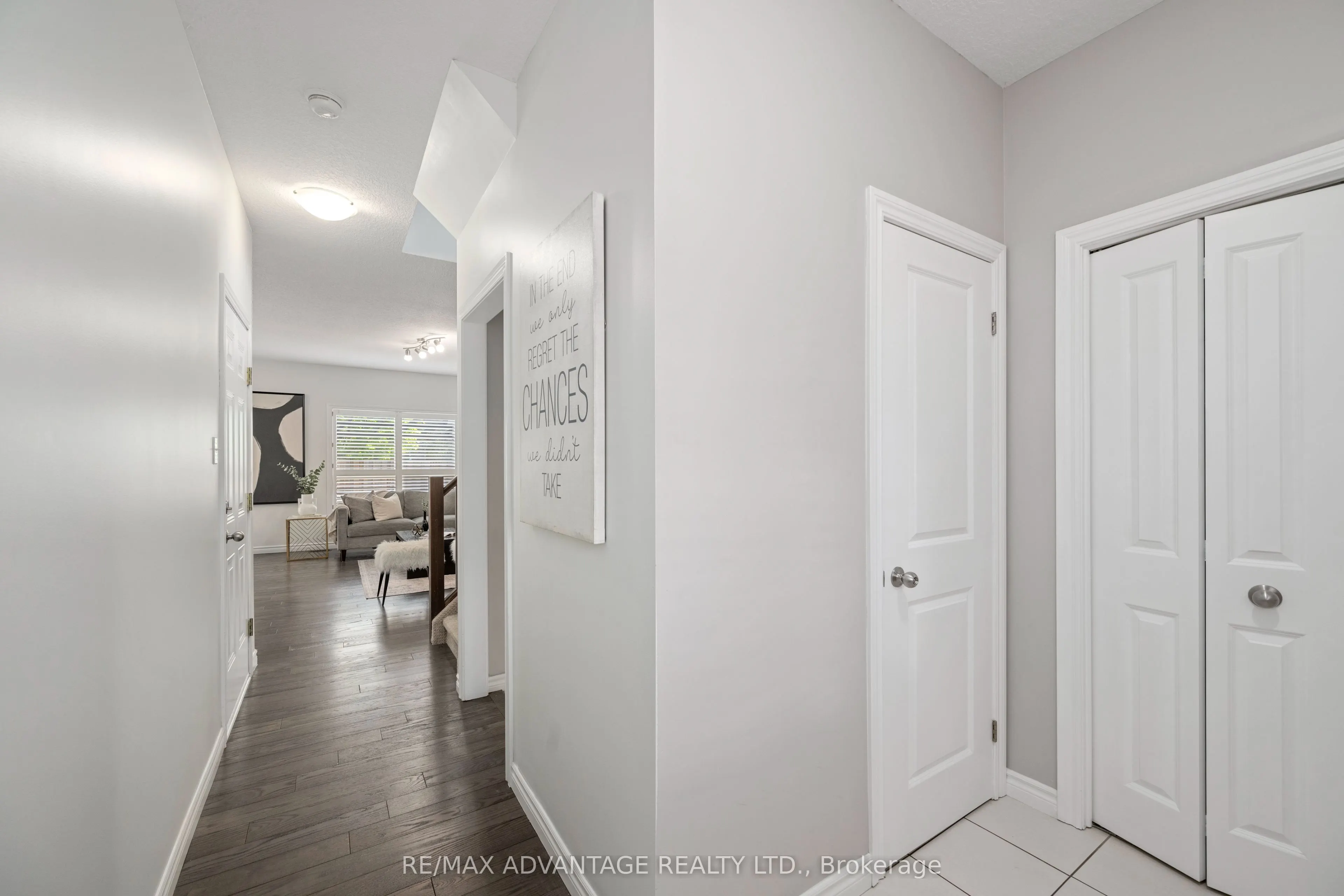 960 Bitterbush Crescent, #10
