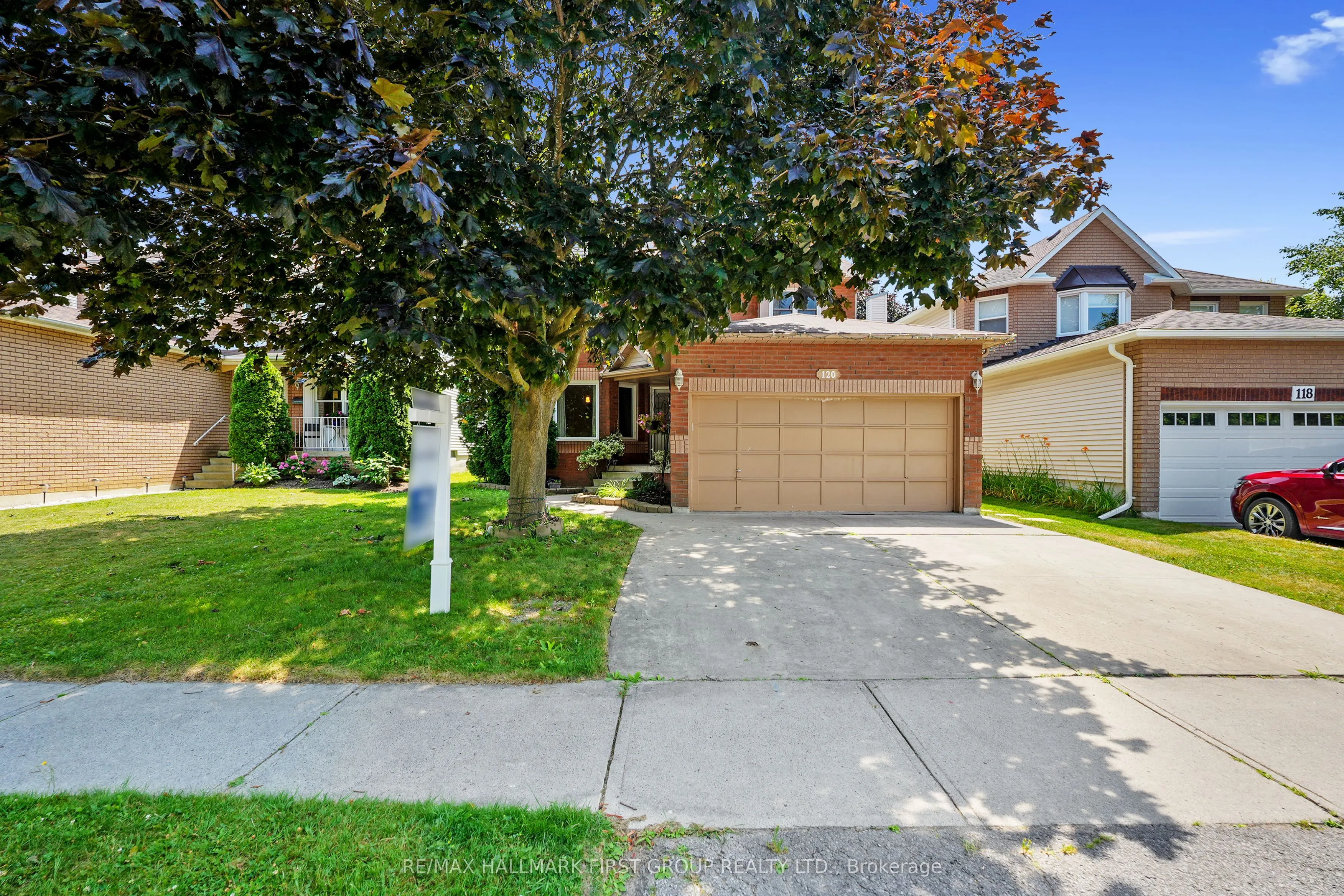 120 Sutherland Crescent