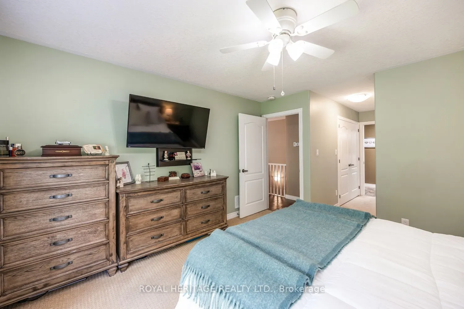 301 Carnegie Avenue, #162