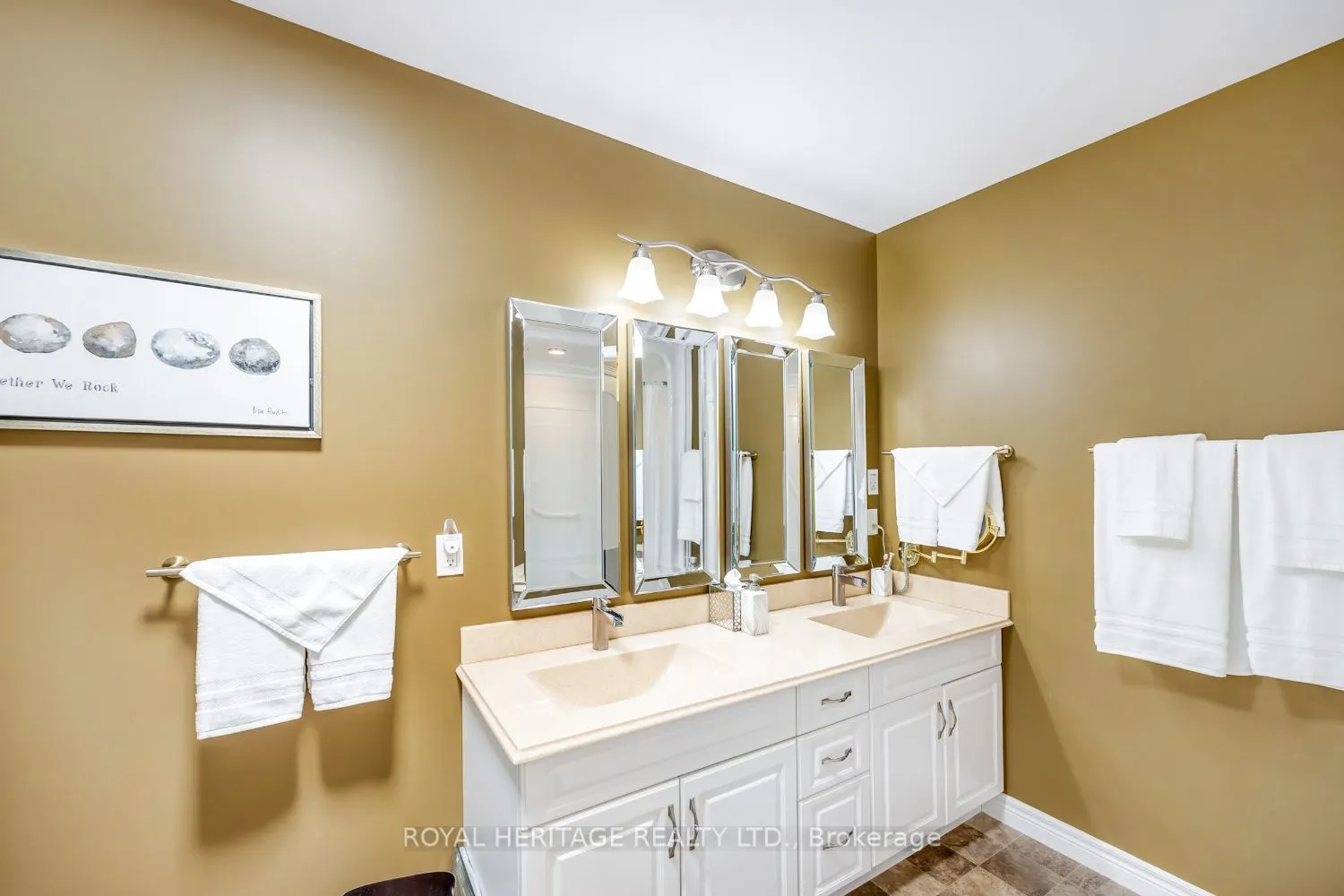 301 Carnegie Avenue, #162
