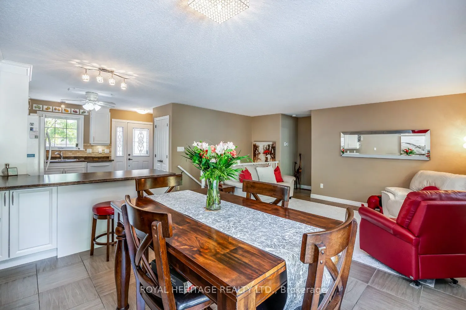 301 Carnegie Avenue, #162