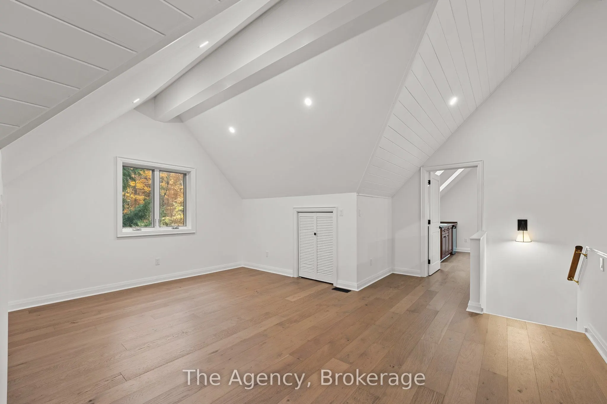 1009 Scotts Boathouse Road