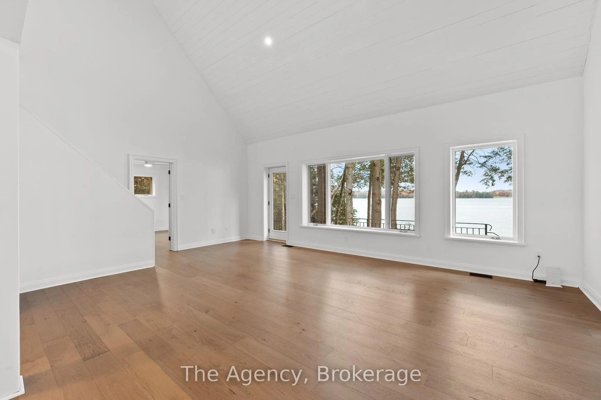 1009 Scotts Boathouse Road