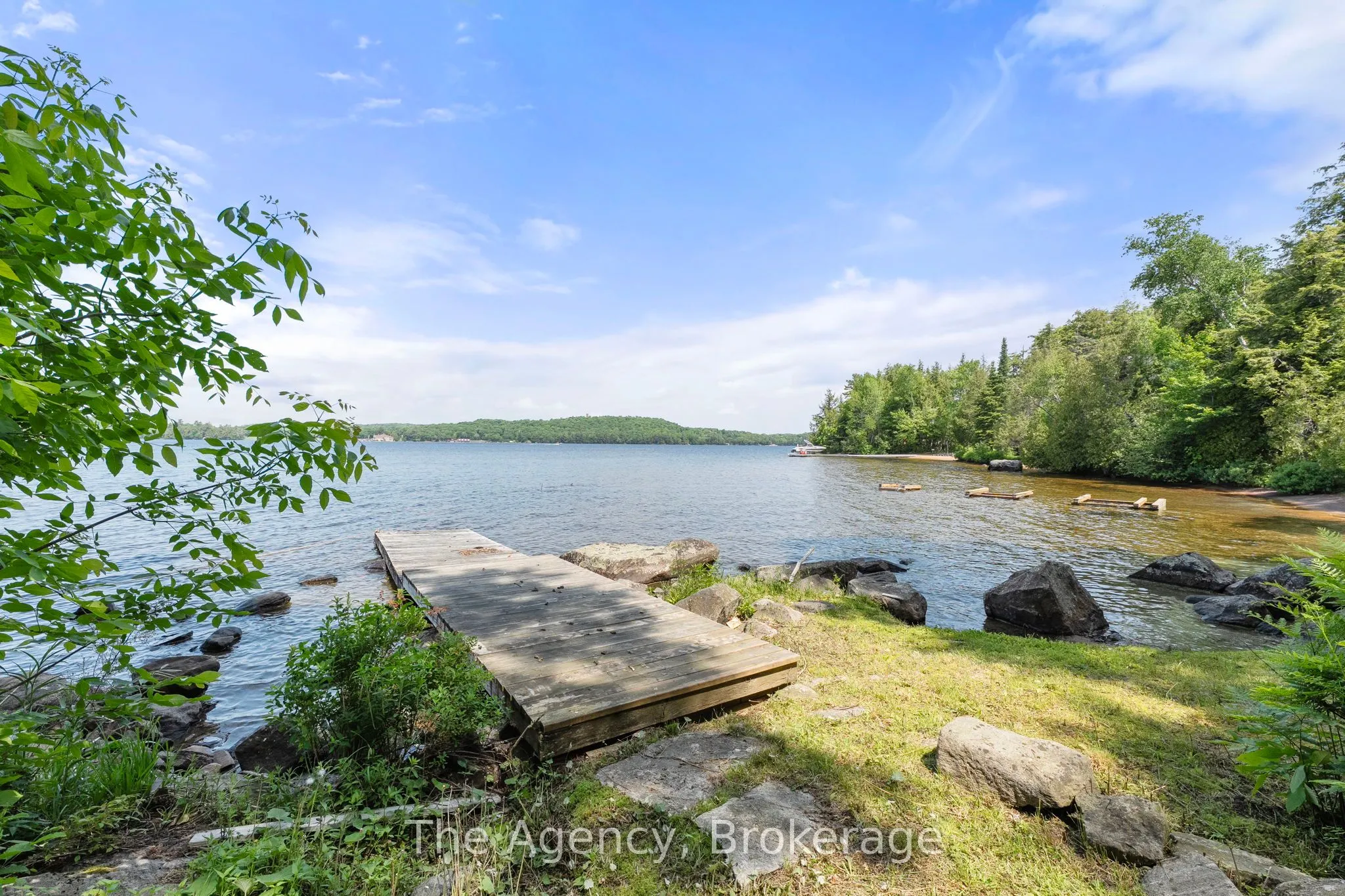 1009 Scotts Boathouse Road