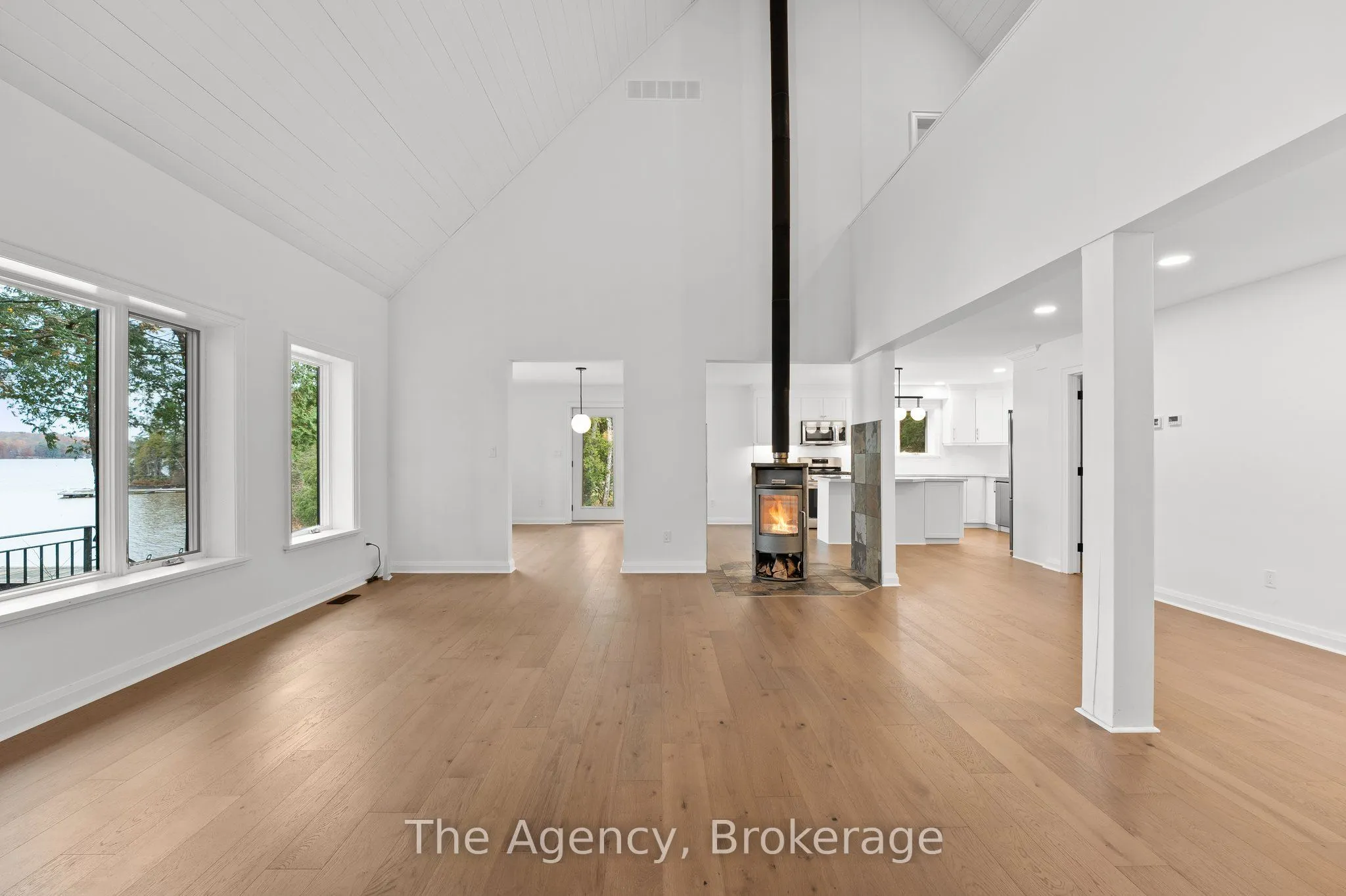 1009 Scotts Boathouse Road