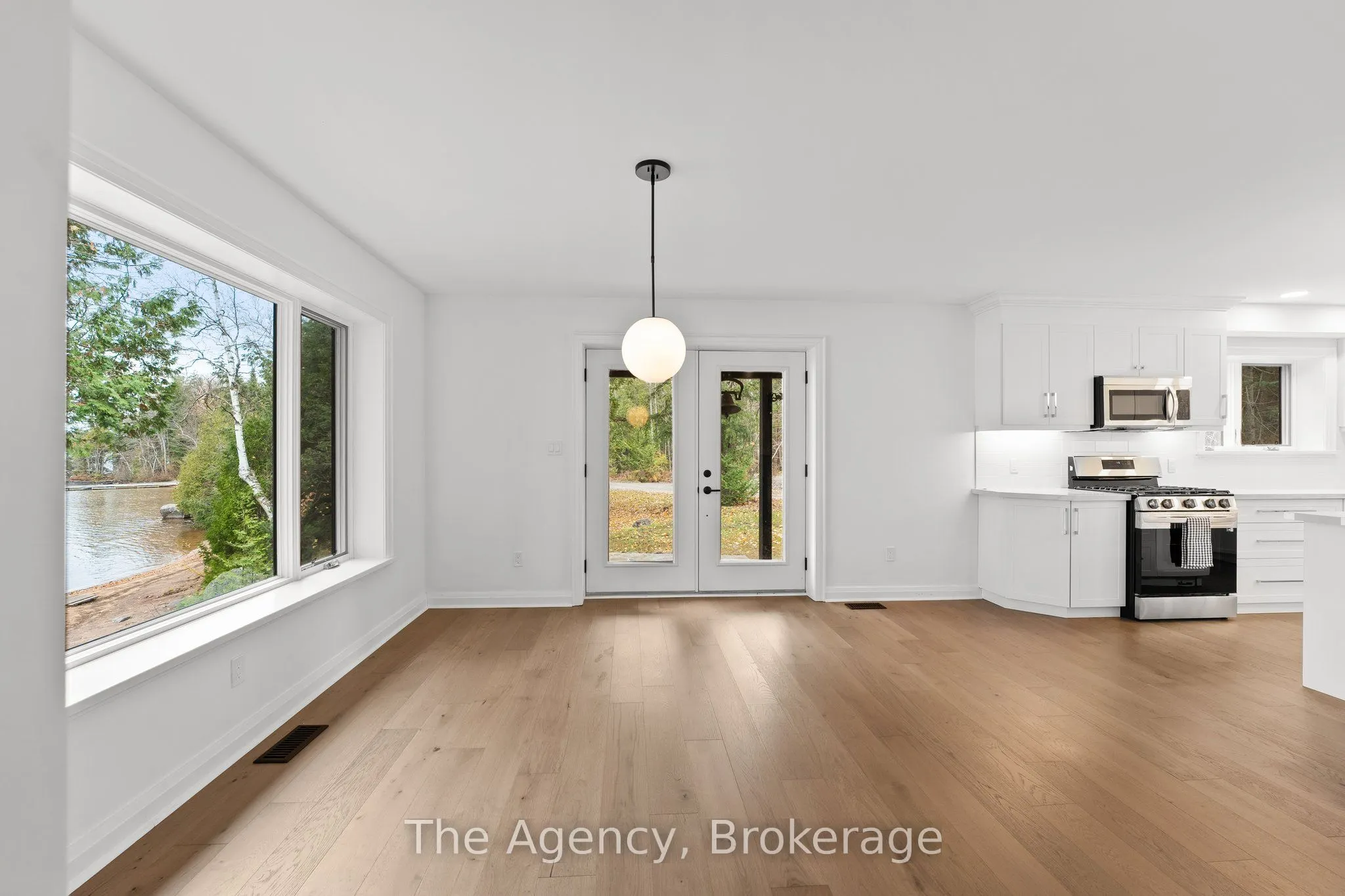 1009 Scotts Boathouse Road