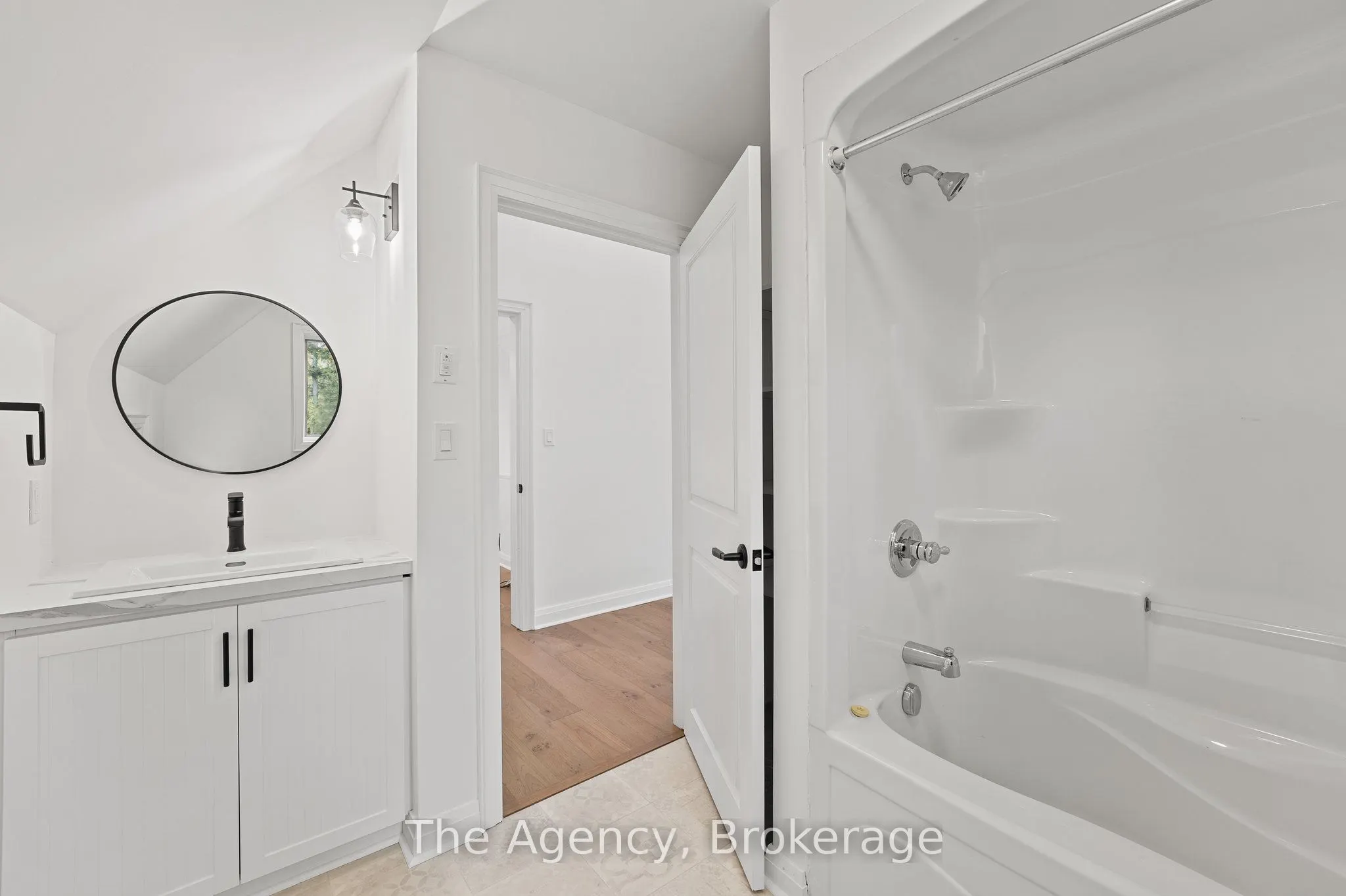 1009 Scotts Boathouse Road