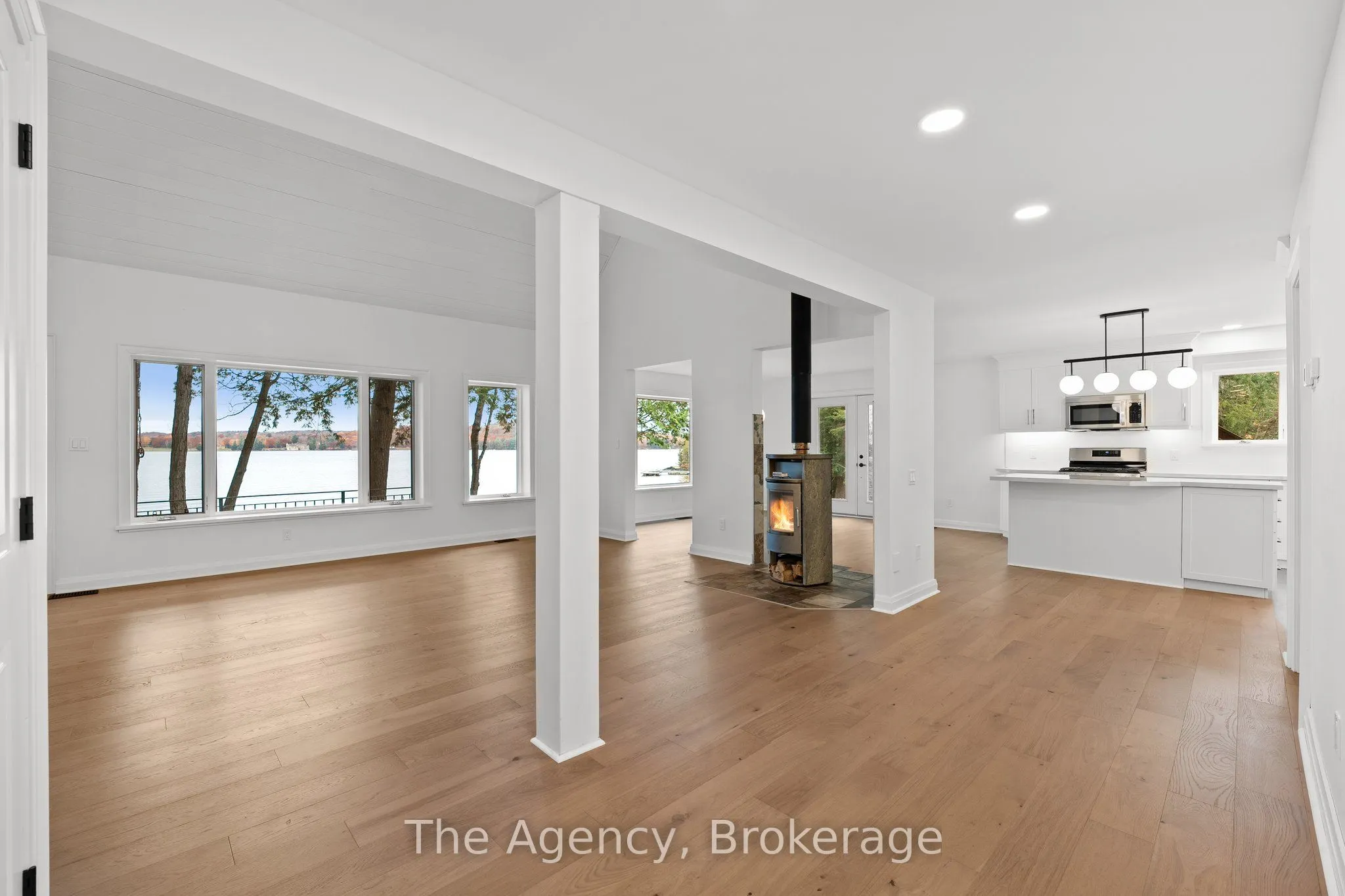 1009 Scotts Boathouse Road