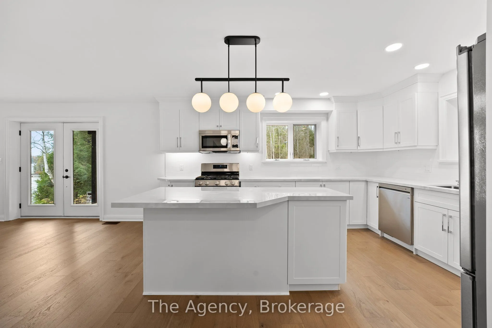 1009 Scotts Boathouse Road