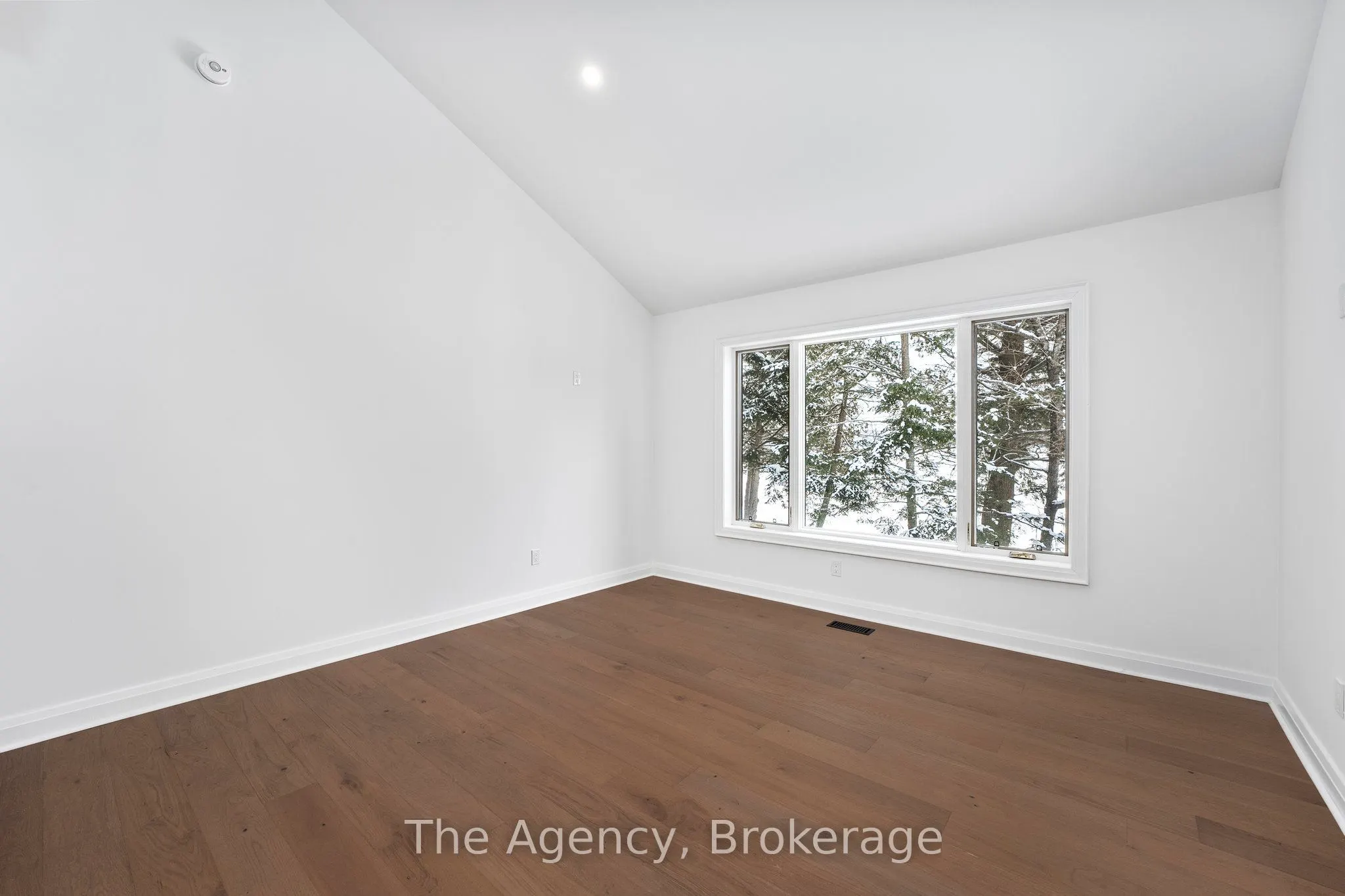 1009 Scotts Boathouse Road