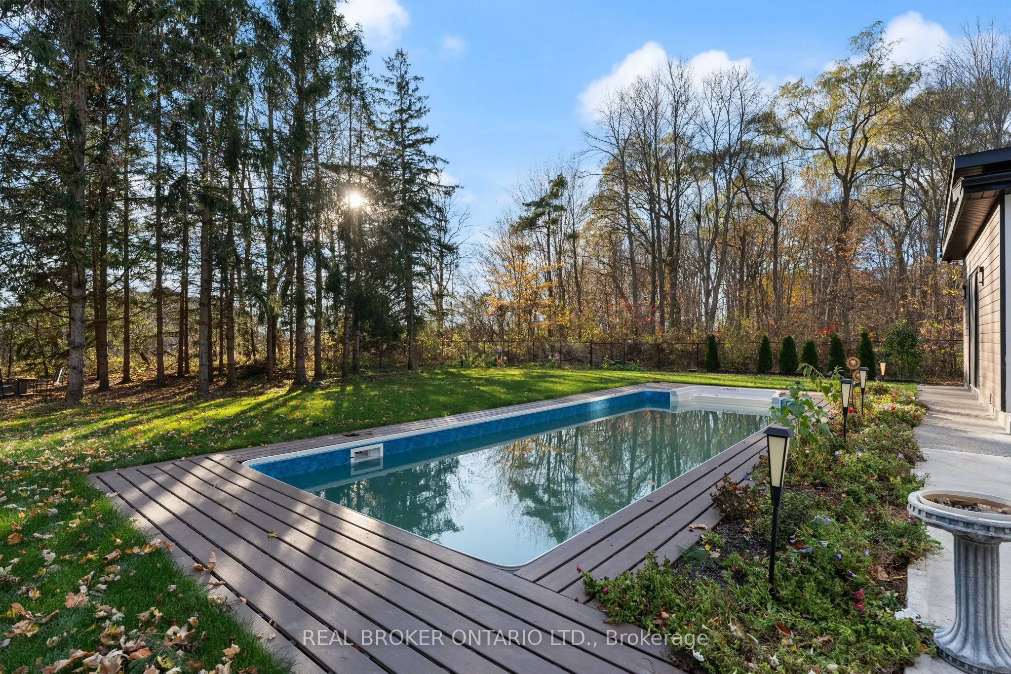 6 Campbell Farm Road