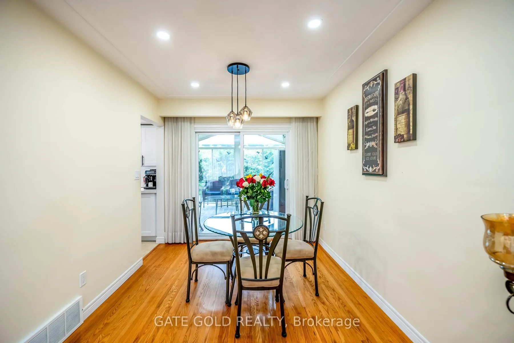 122 Forest Hill Road
