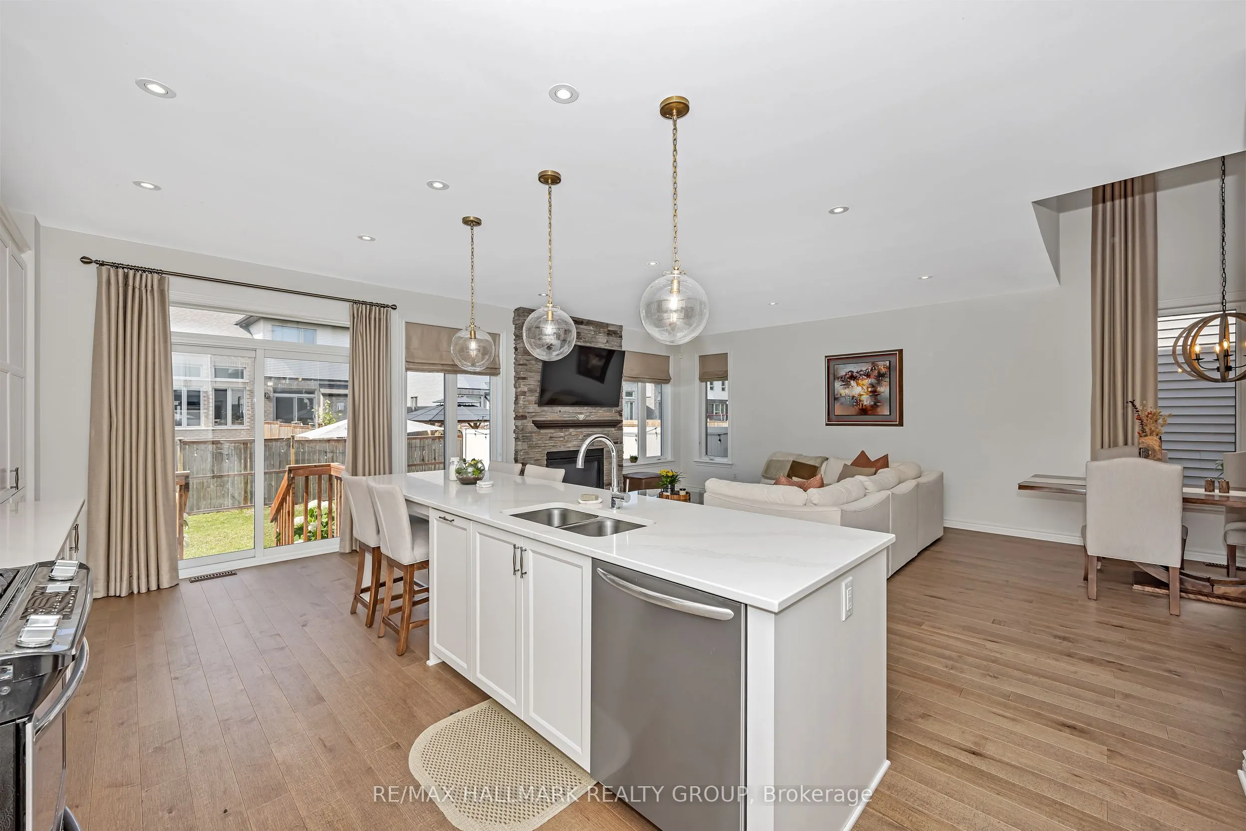 271 Mount Nebo Way