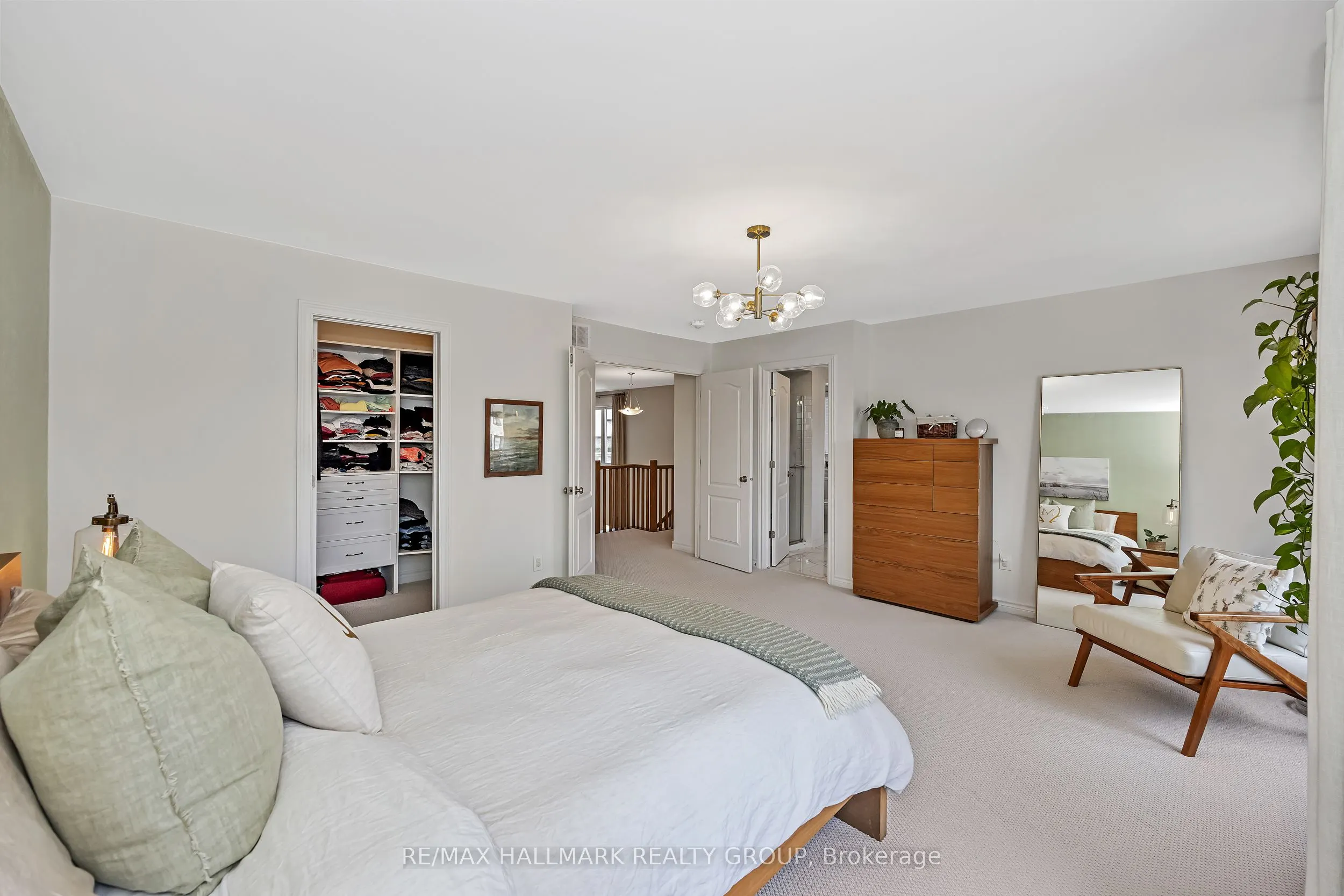 271 Mount Nebo Way