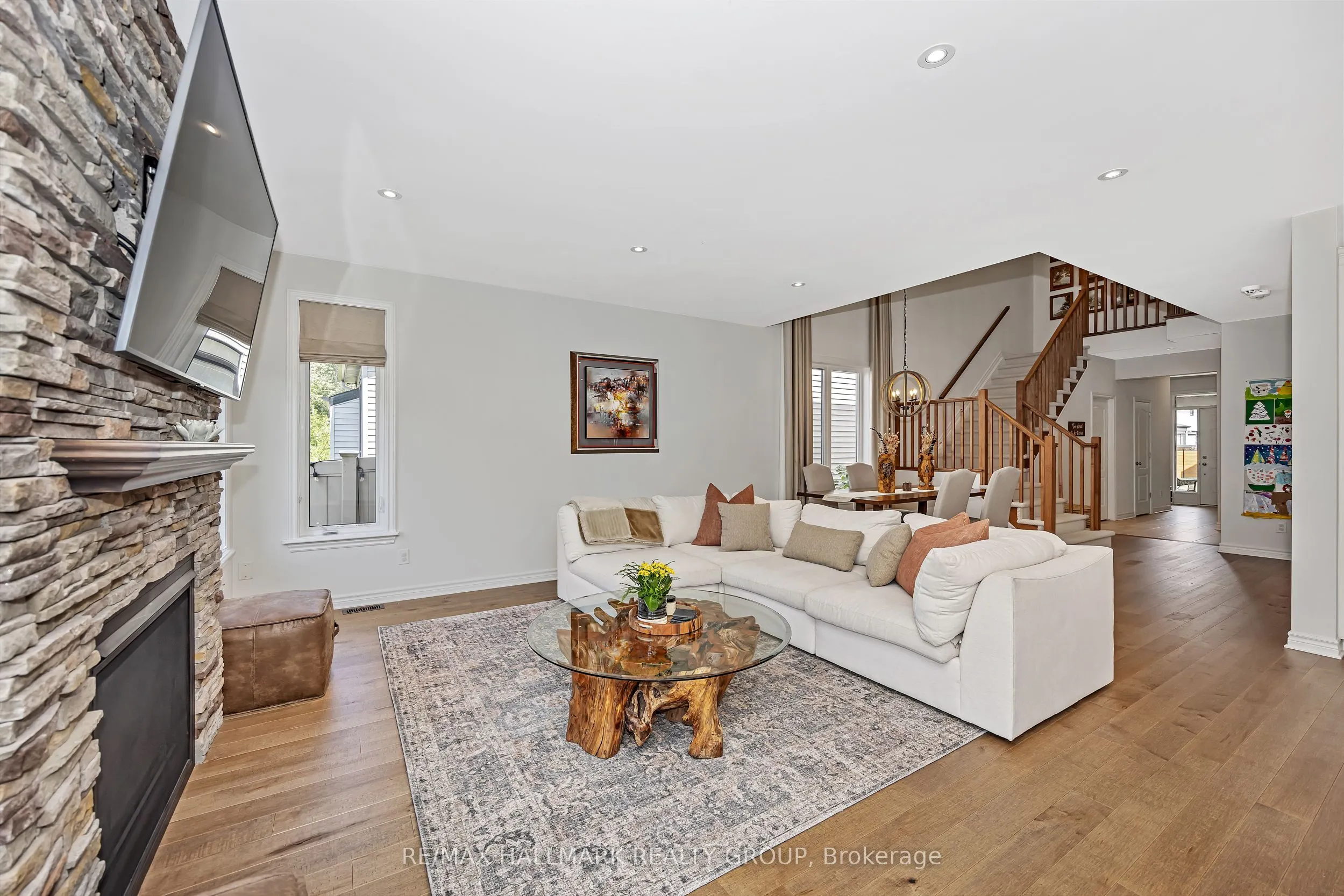 271 Mount Nebo Way