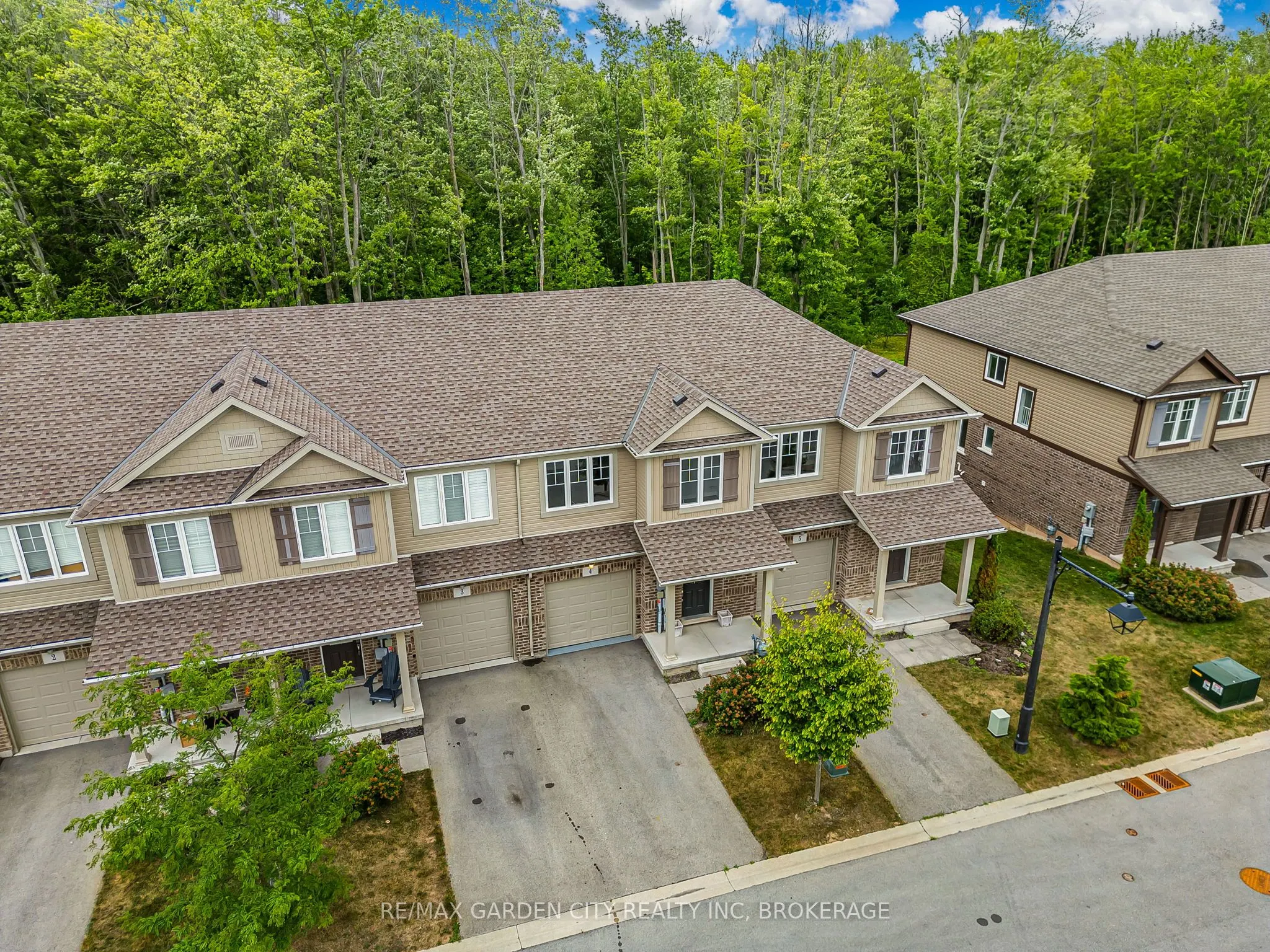 340 Prospect Point Road N, #4