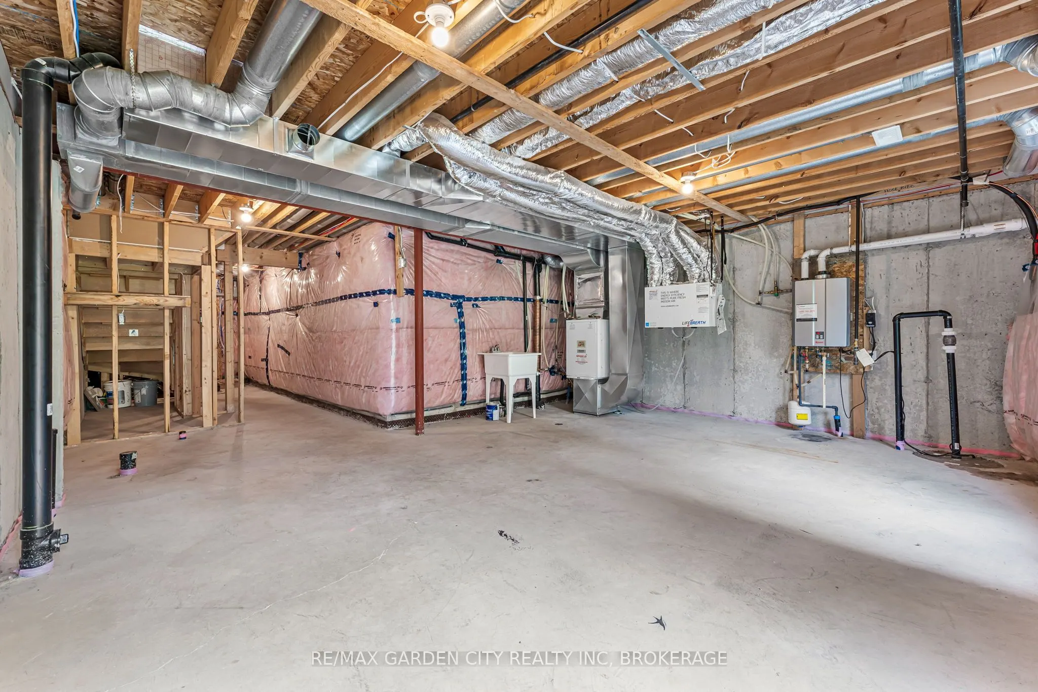 340 Prospect Point Road N, #4
