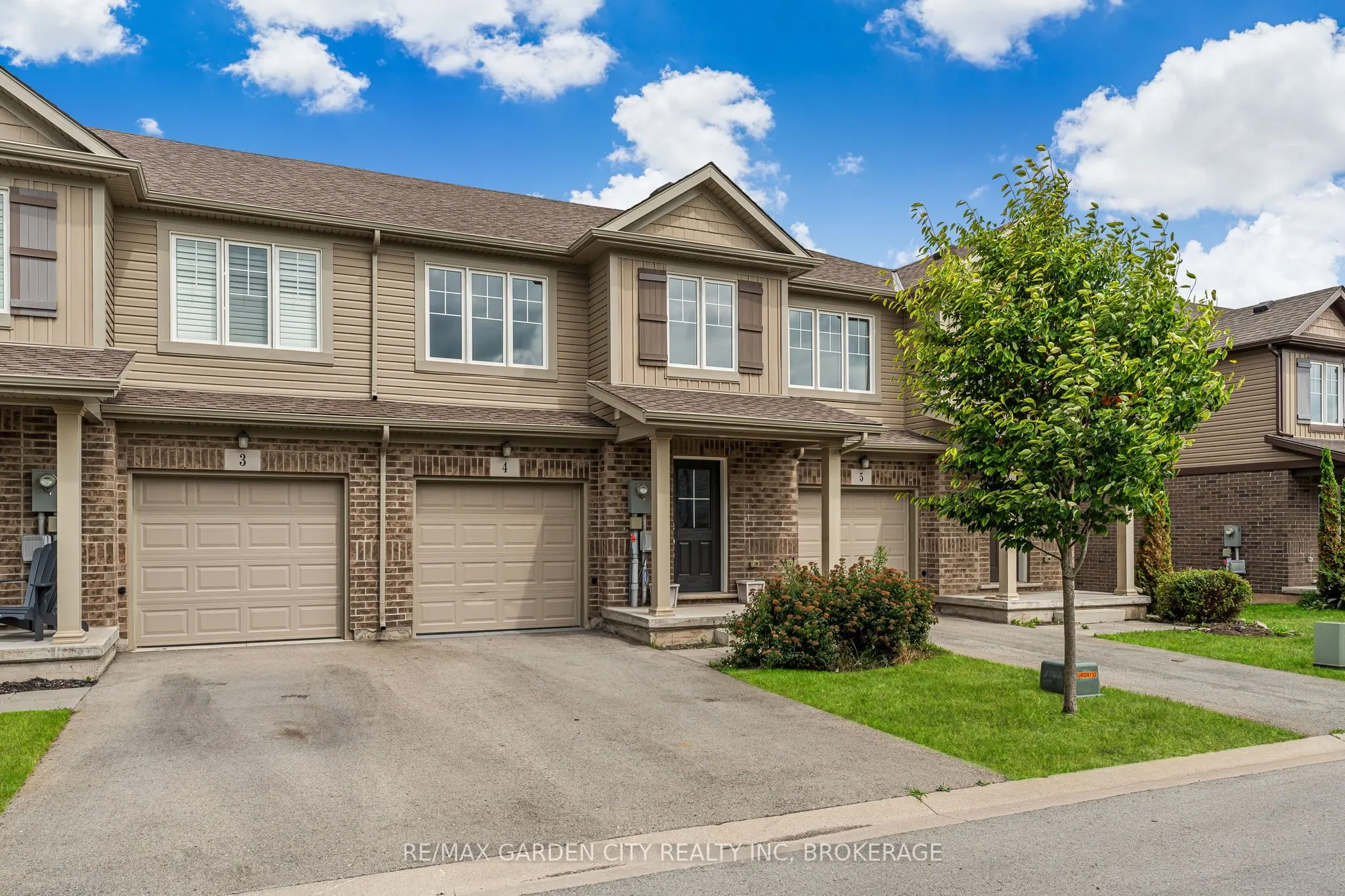 340 Prospect Point Road N, #4