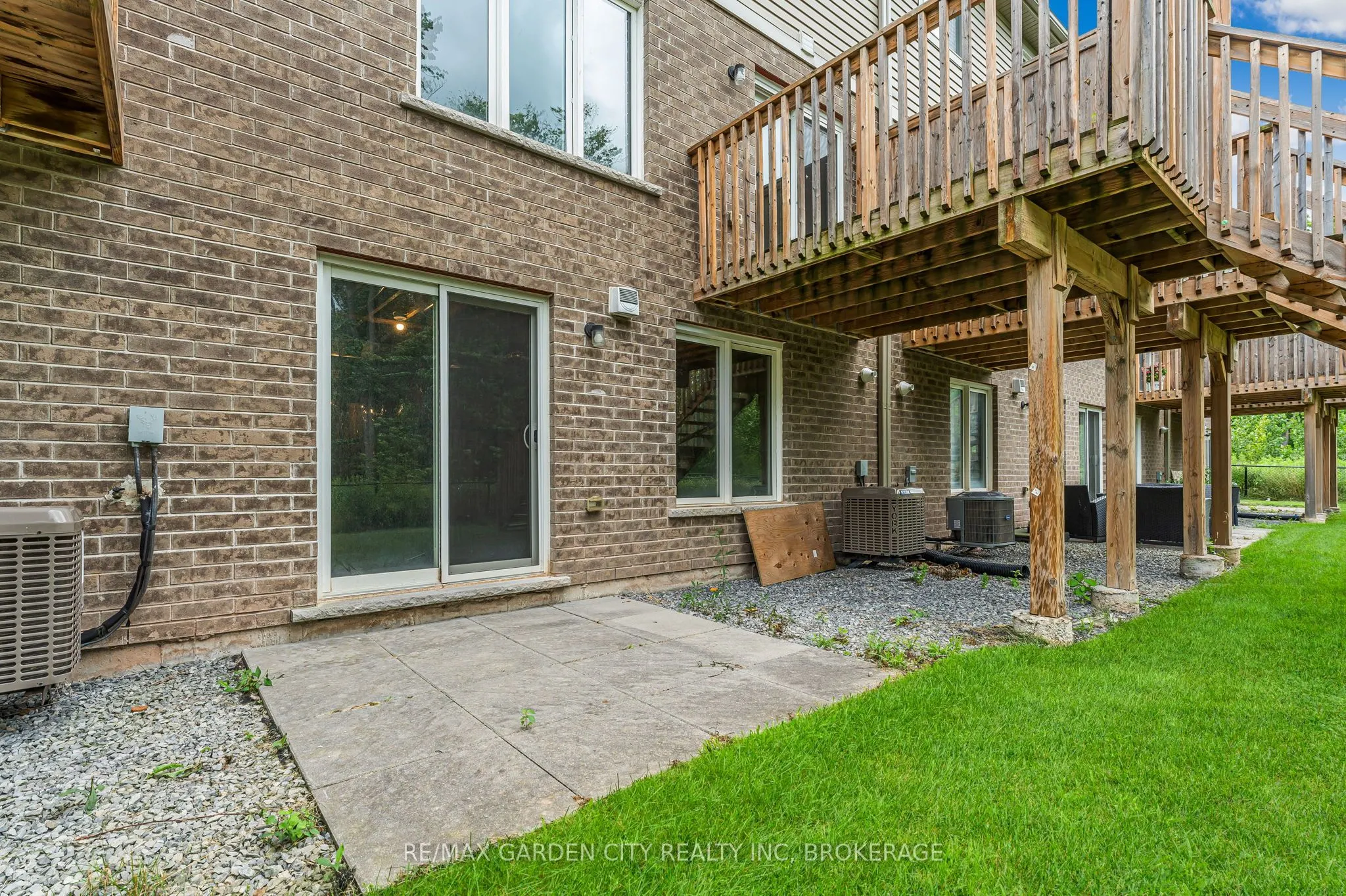 340 Prospect Point Road N, #4