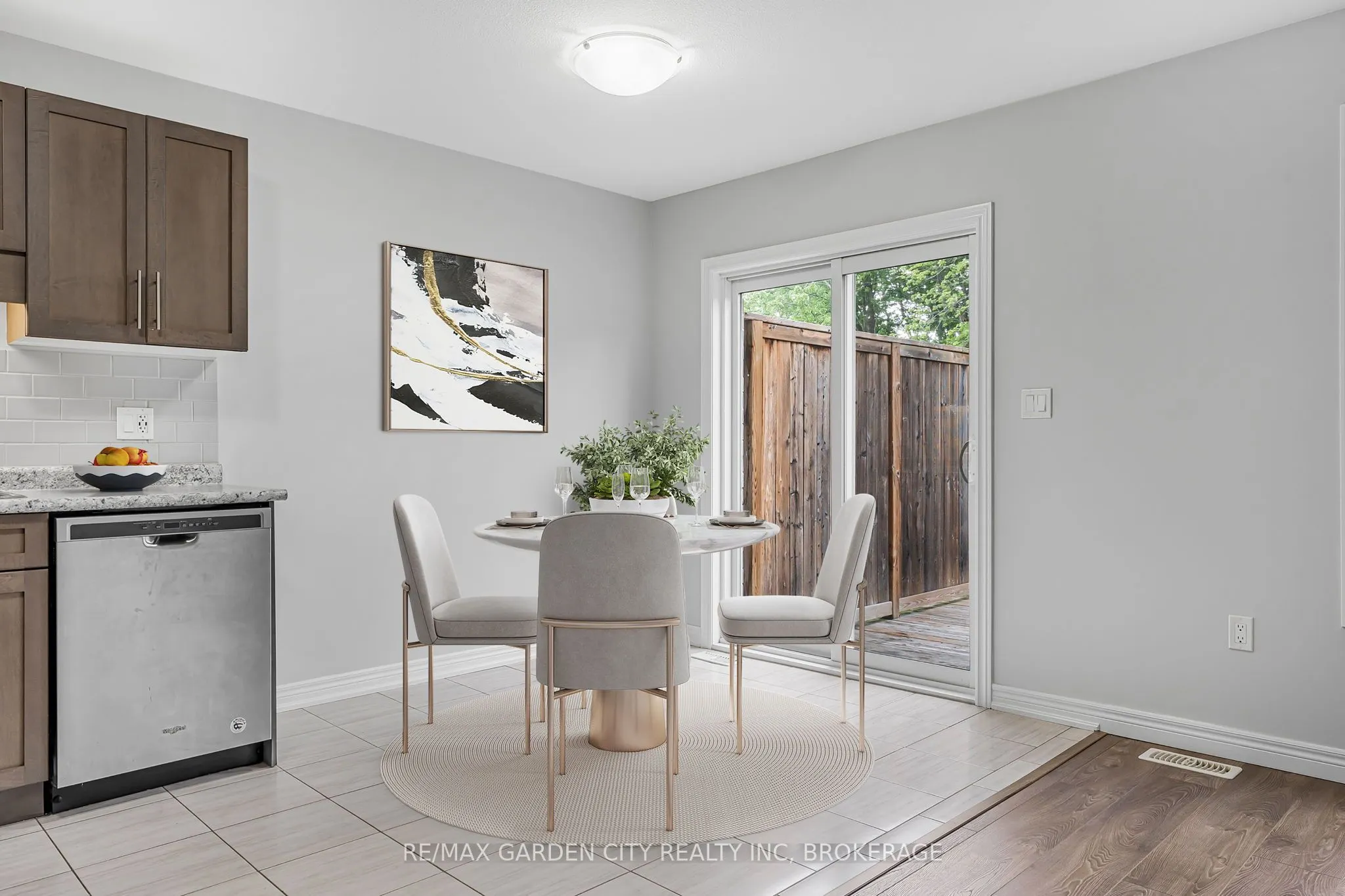 340 Prospect Point Road N, #4