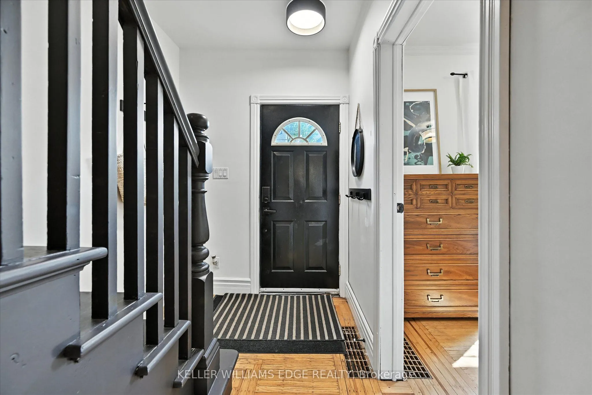 94 Royal Avenue