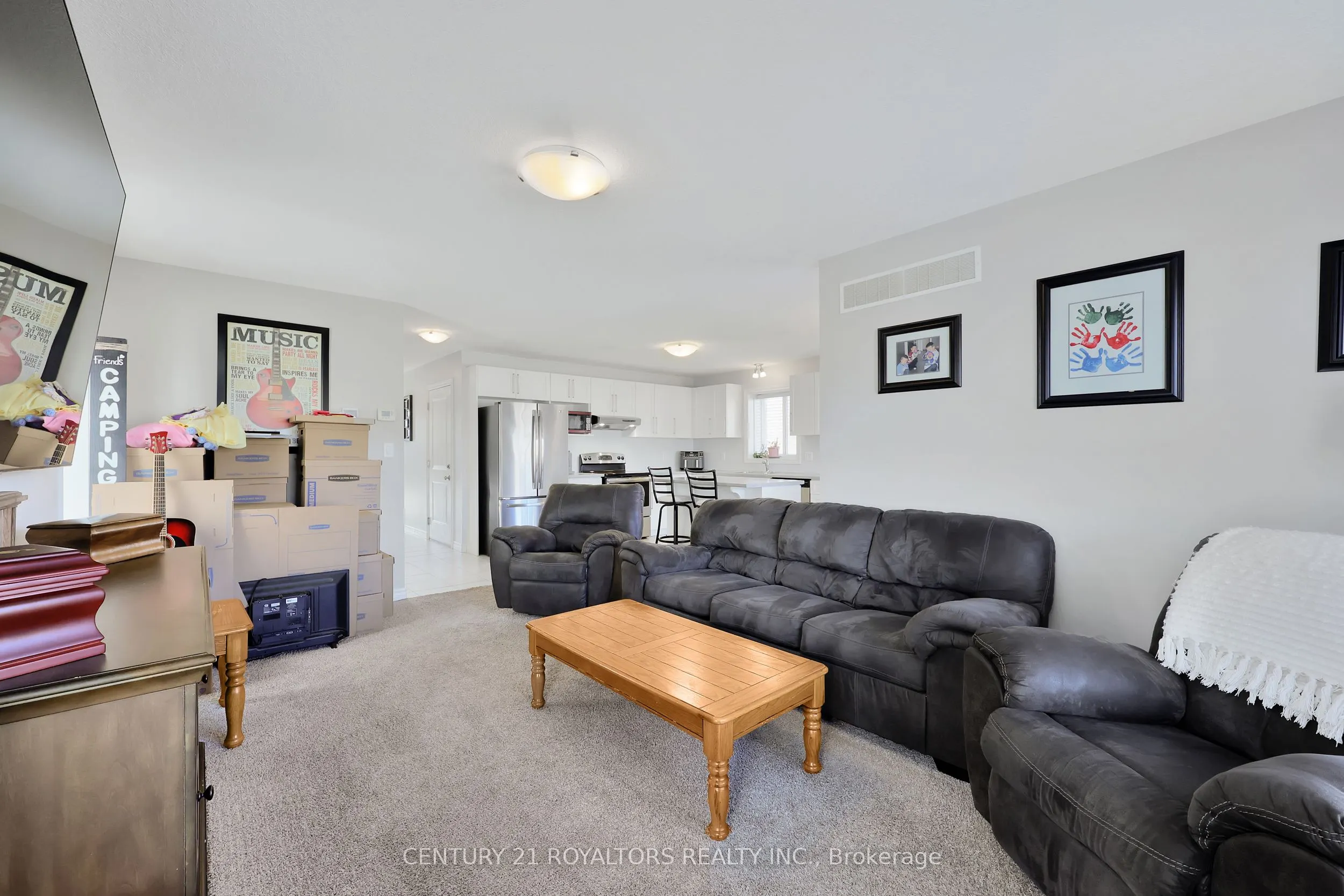 14 Chamberlain Avenue