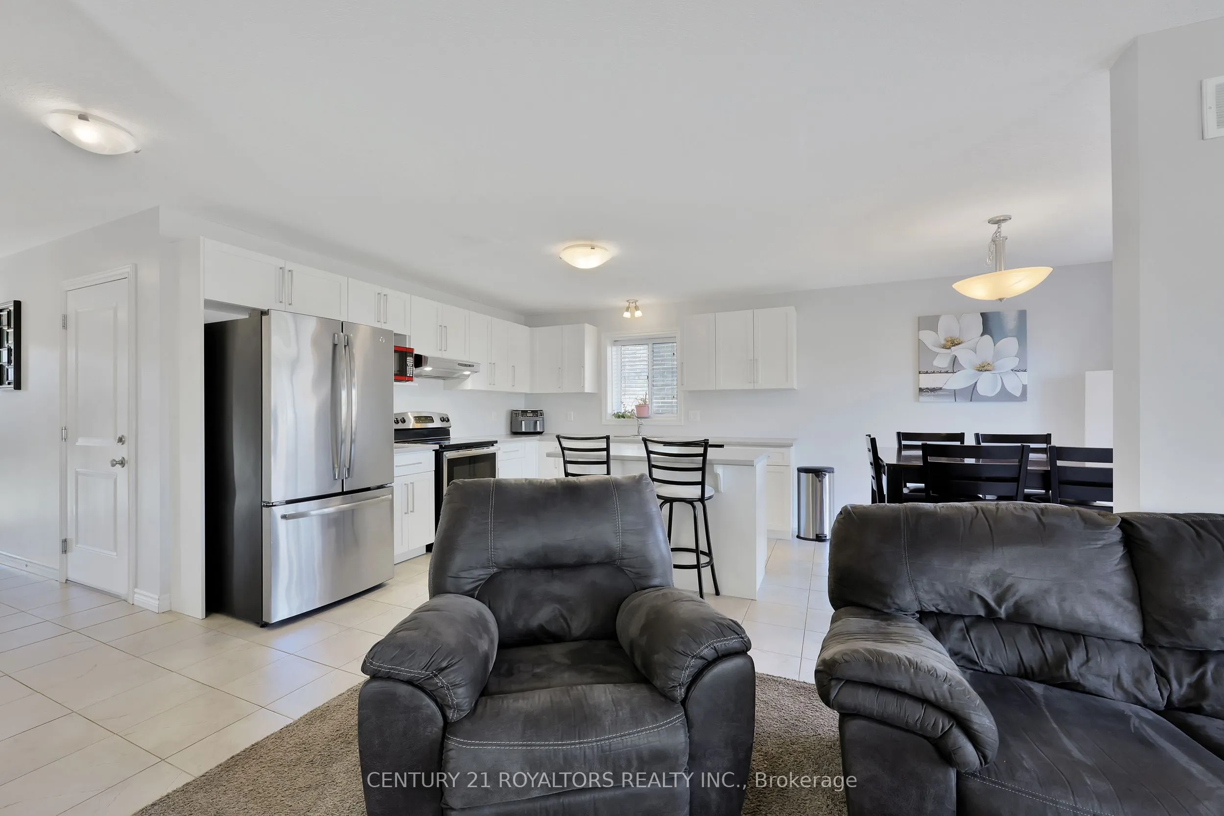 14 Chamberlain Avenue