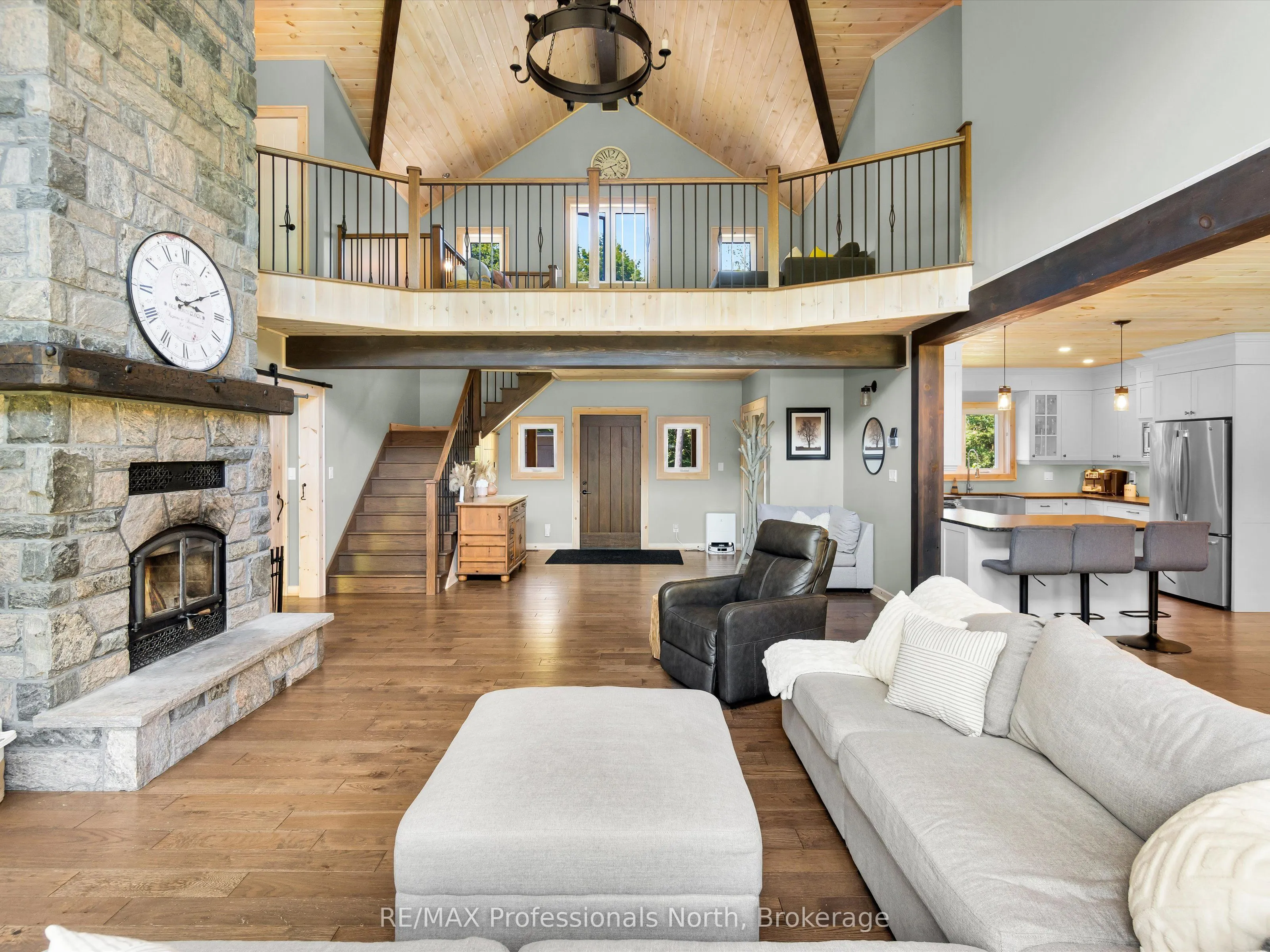 1224 PETERSON Road