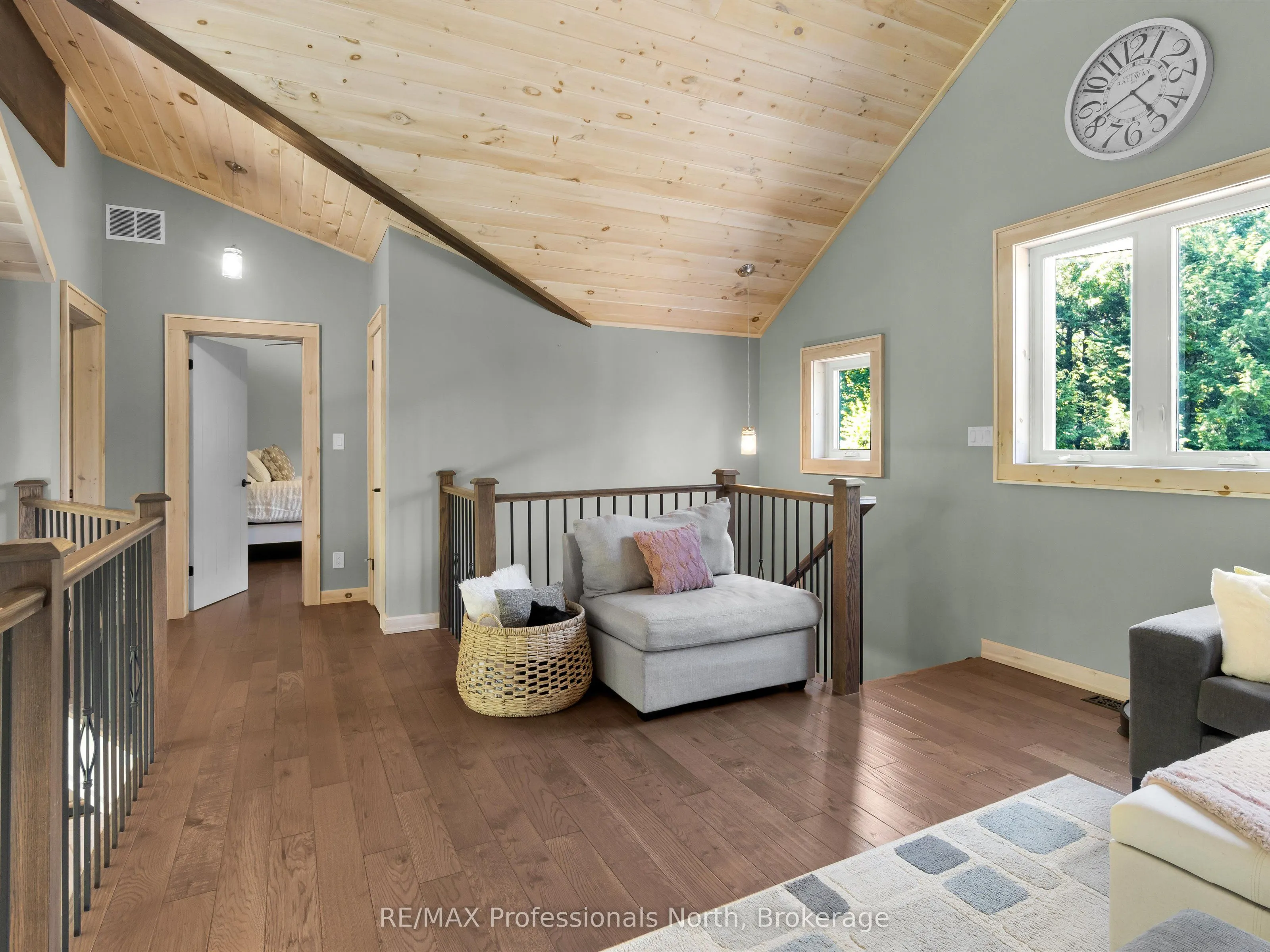 1224 PETERSON Road