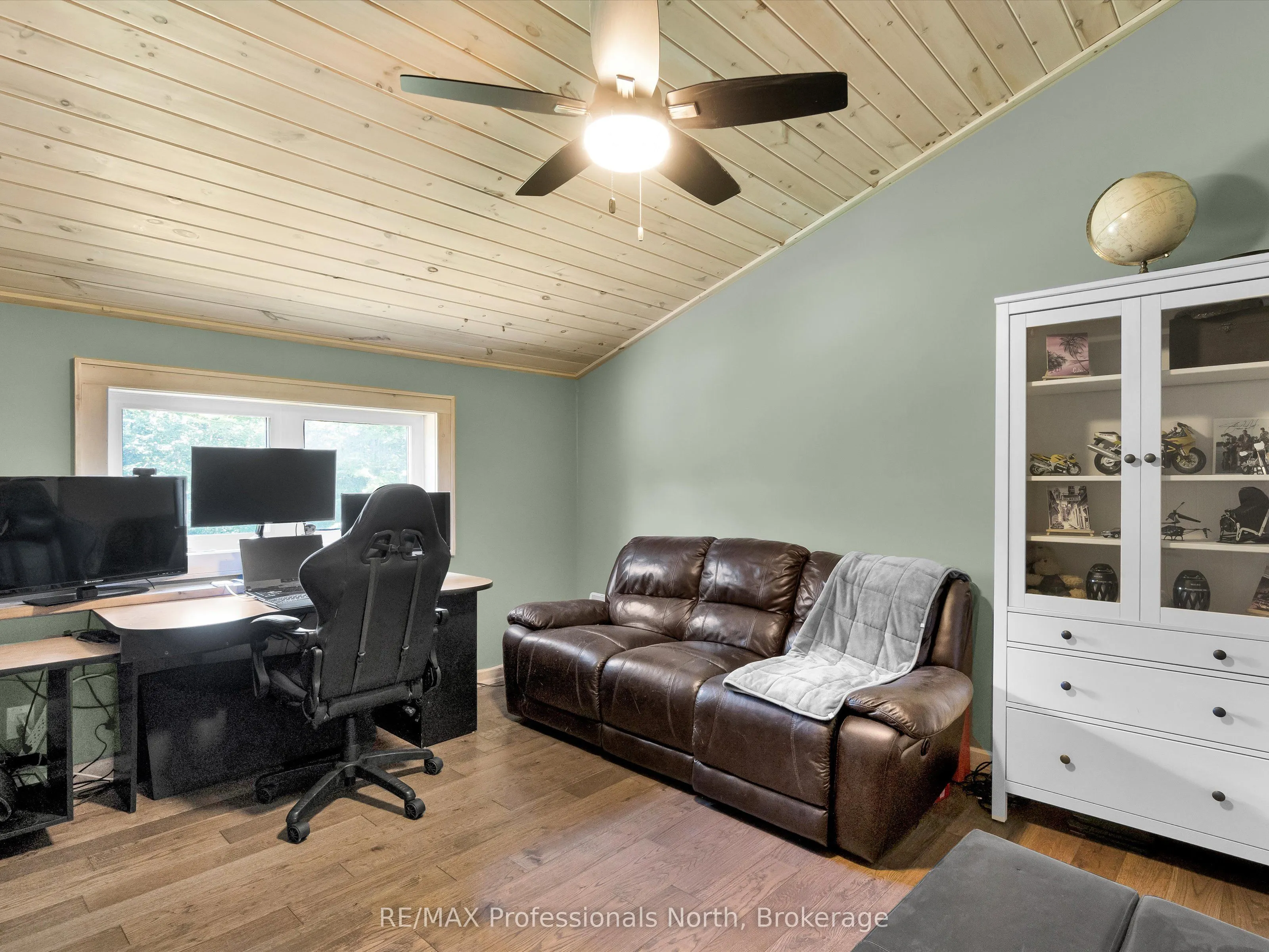 1224 PETERSON Road
