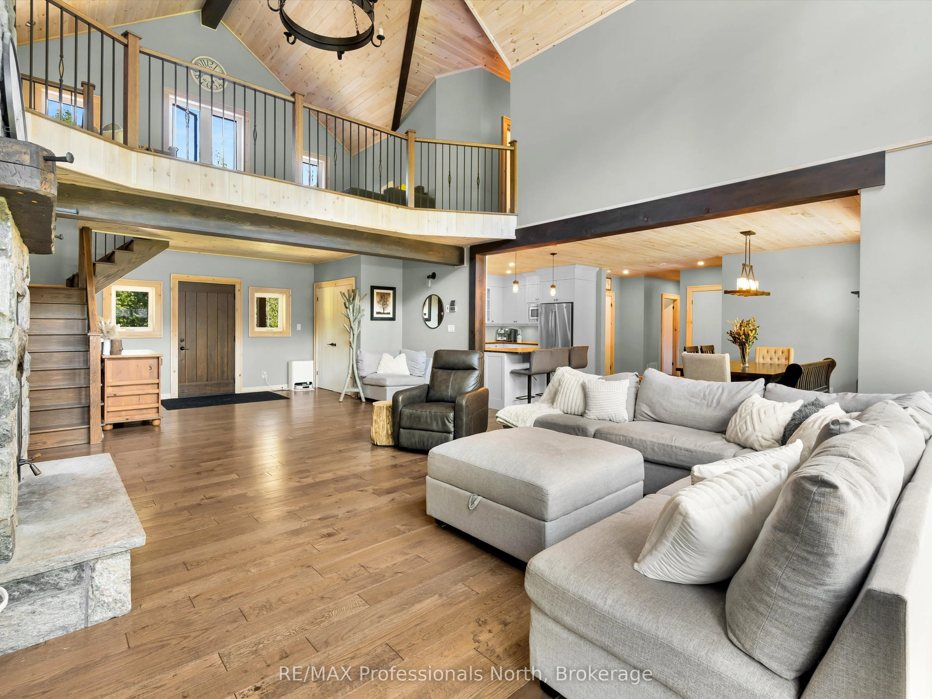 1224 PETERSON Road