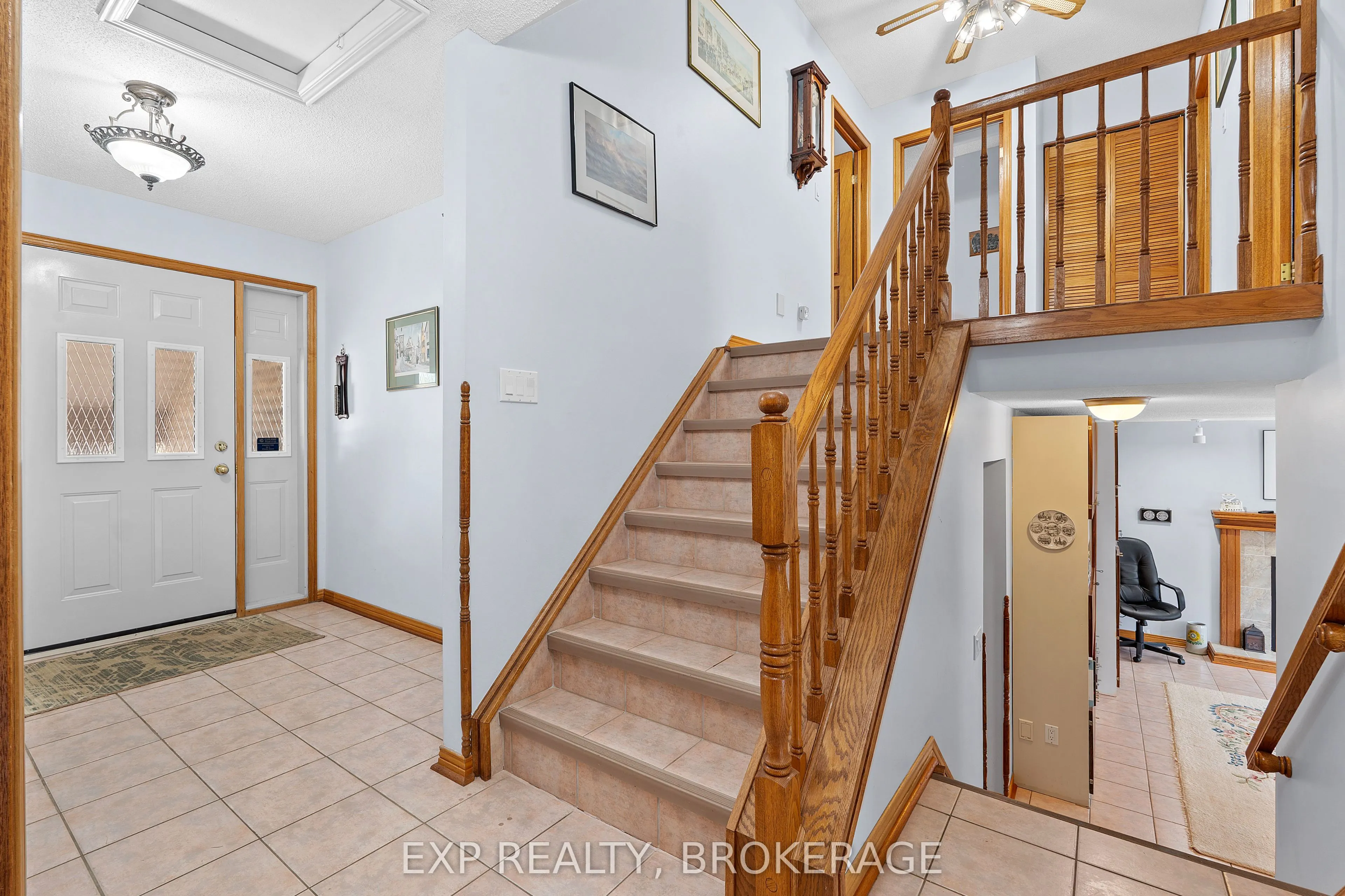 1424 COTTSMERE Court