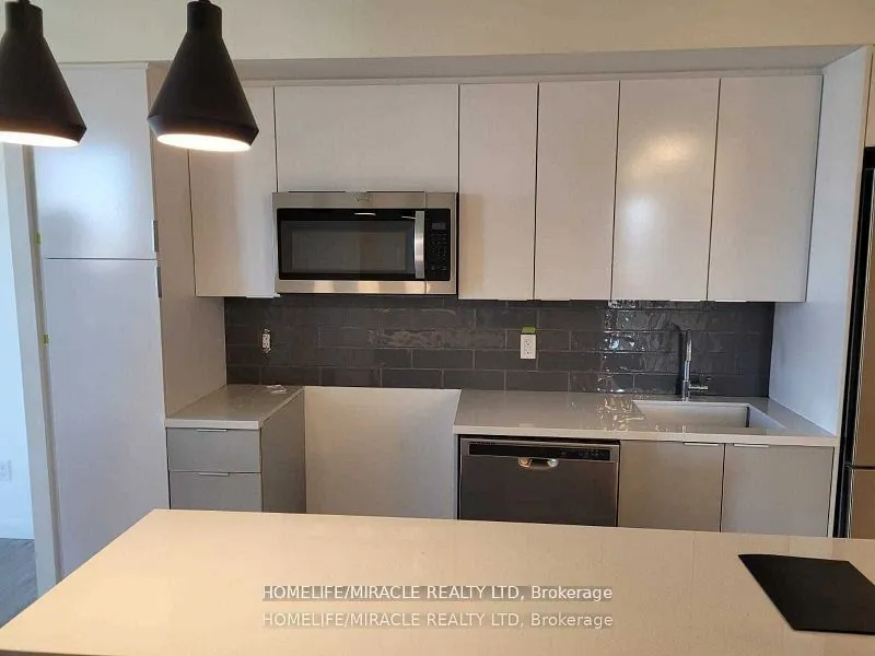7 Erie Avenue, #614
