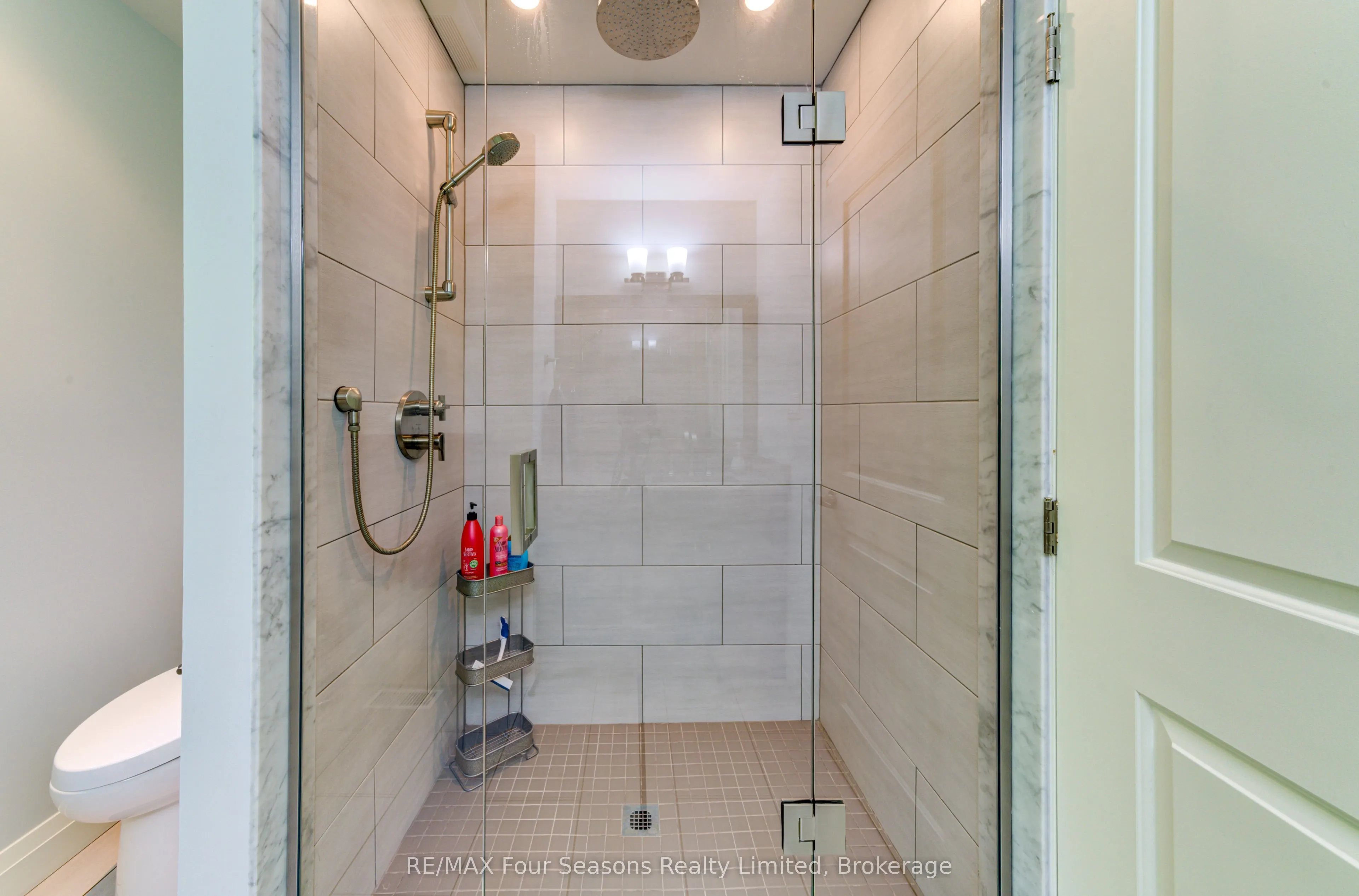 59 King Street E, #22