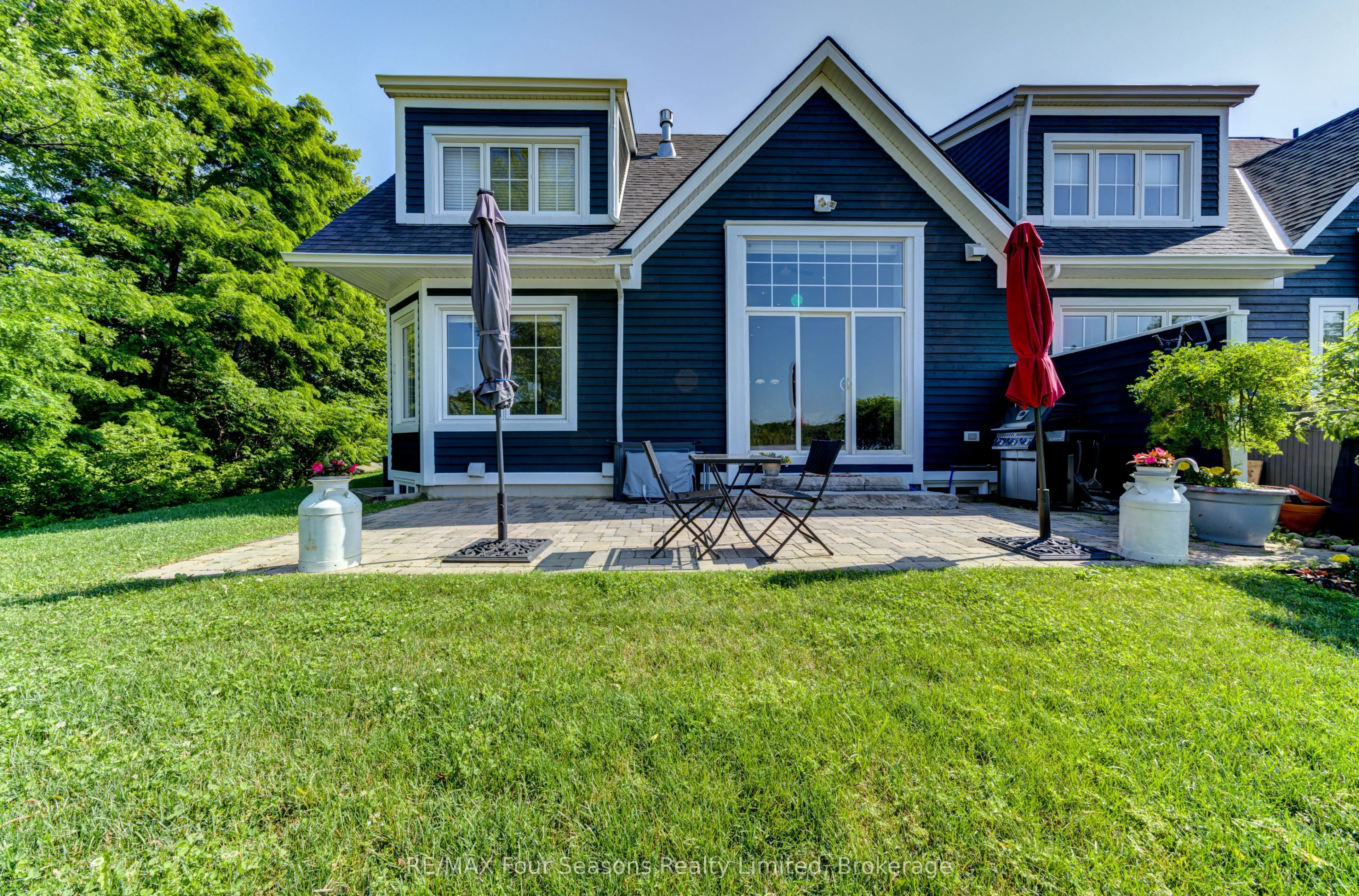 59 King Street E, #22