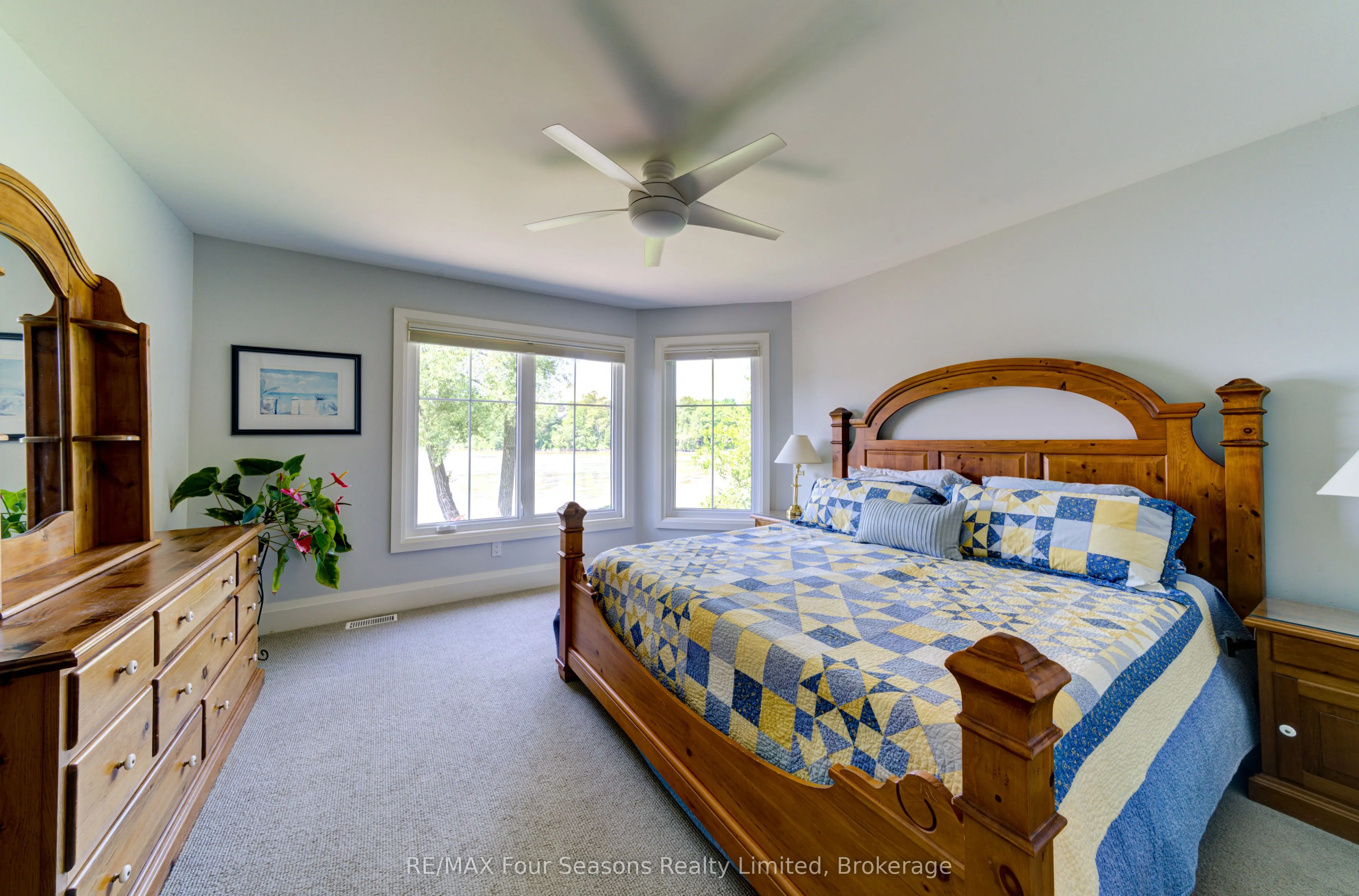 59 King Street E, #22