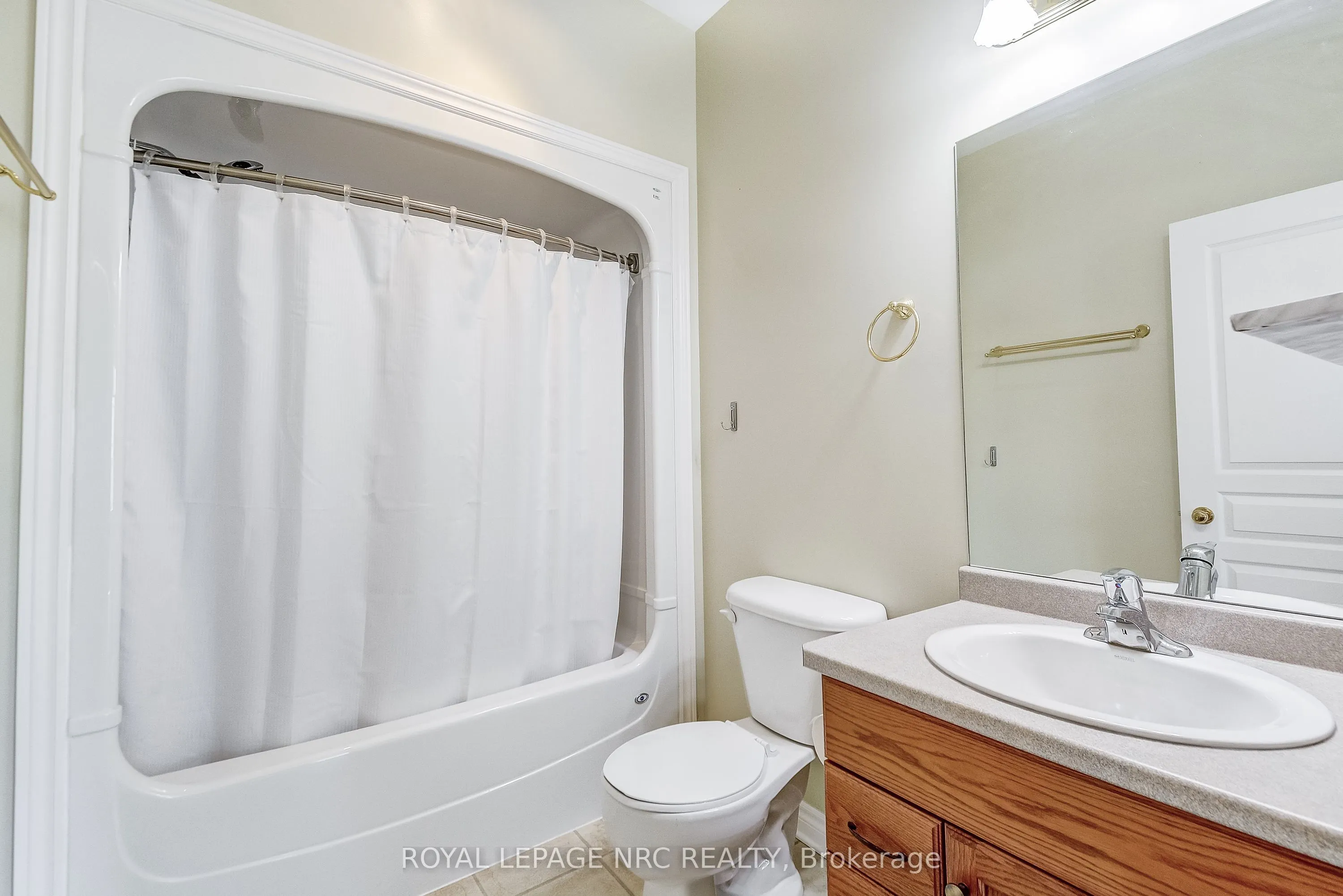 92 Loretta Drive, #12