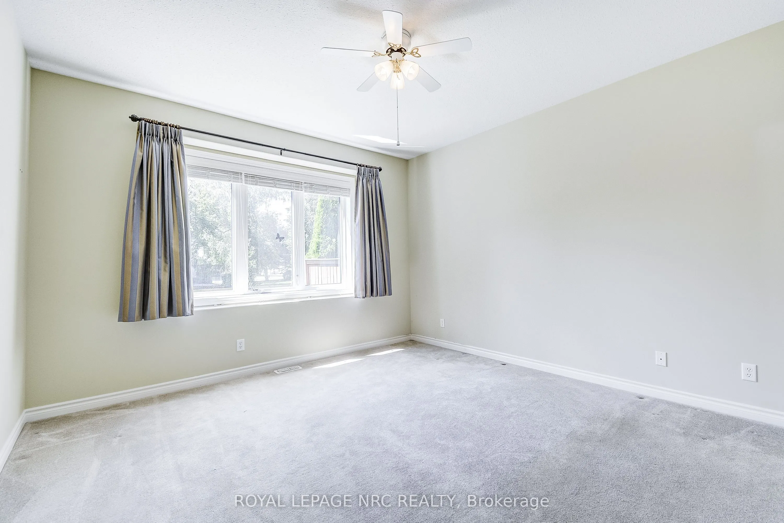92 Loretta Drive, #12