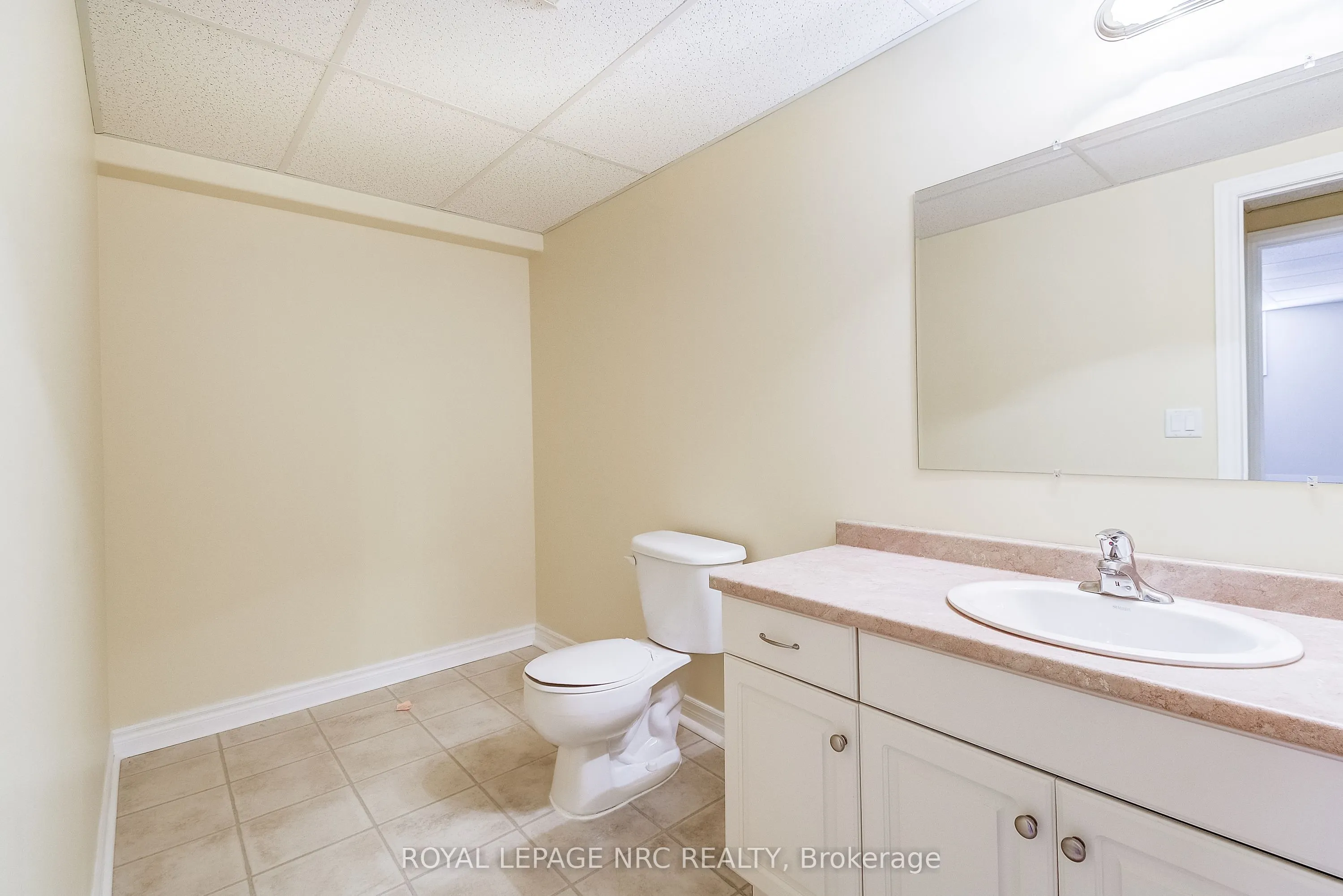 92 Loretta Drive, #12