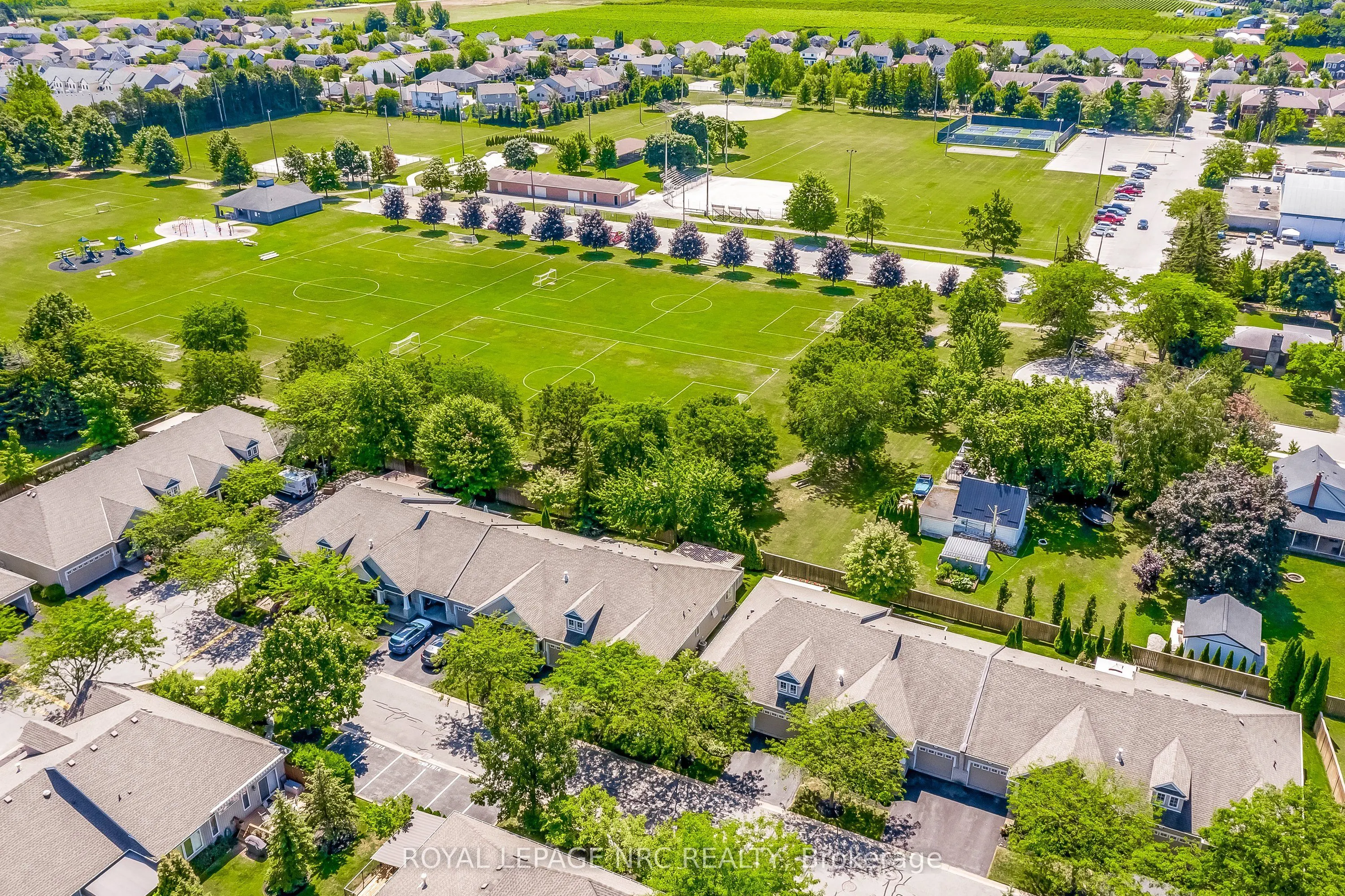 92 Loretta Drive, #12