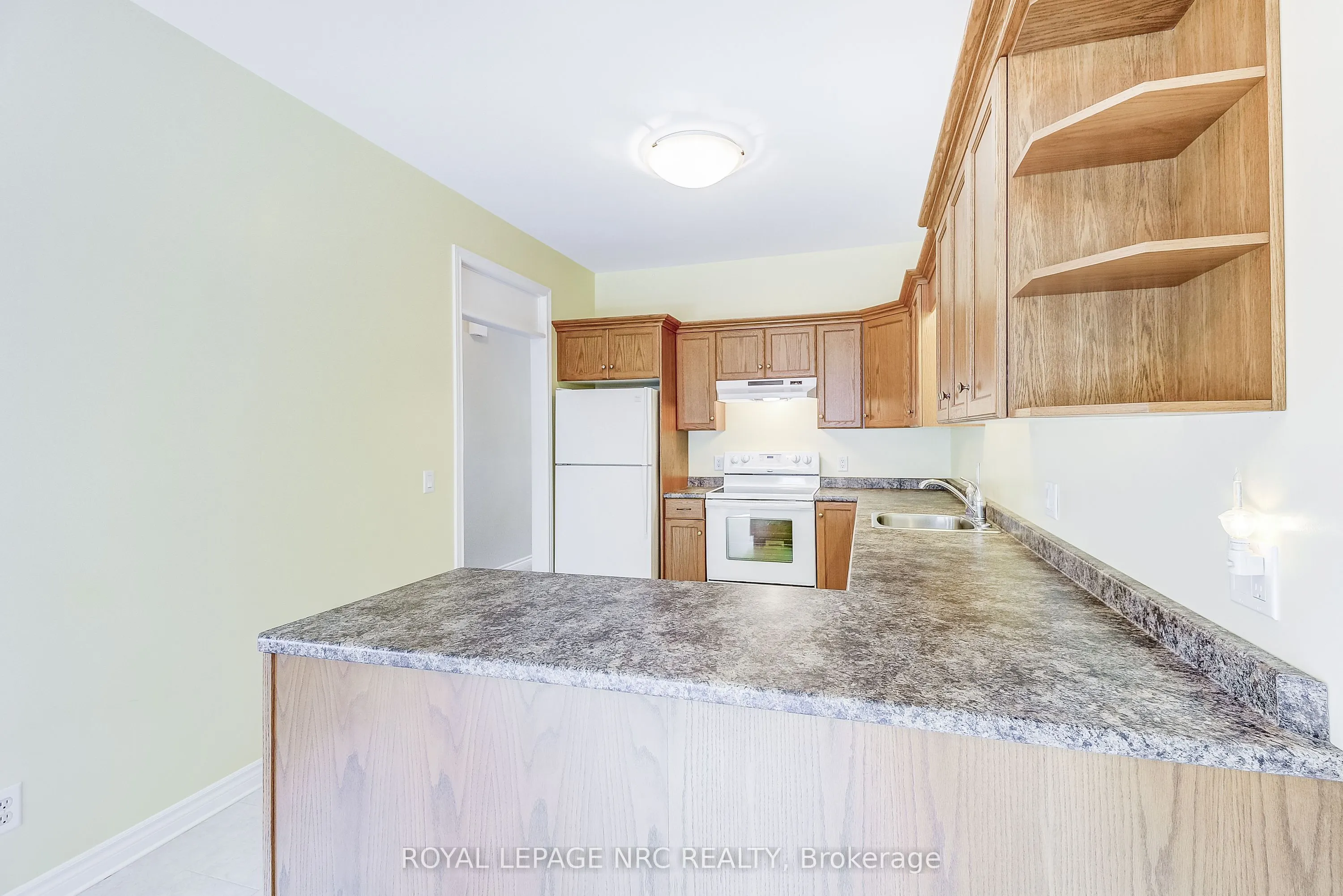 92 Loretta Drive, #12