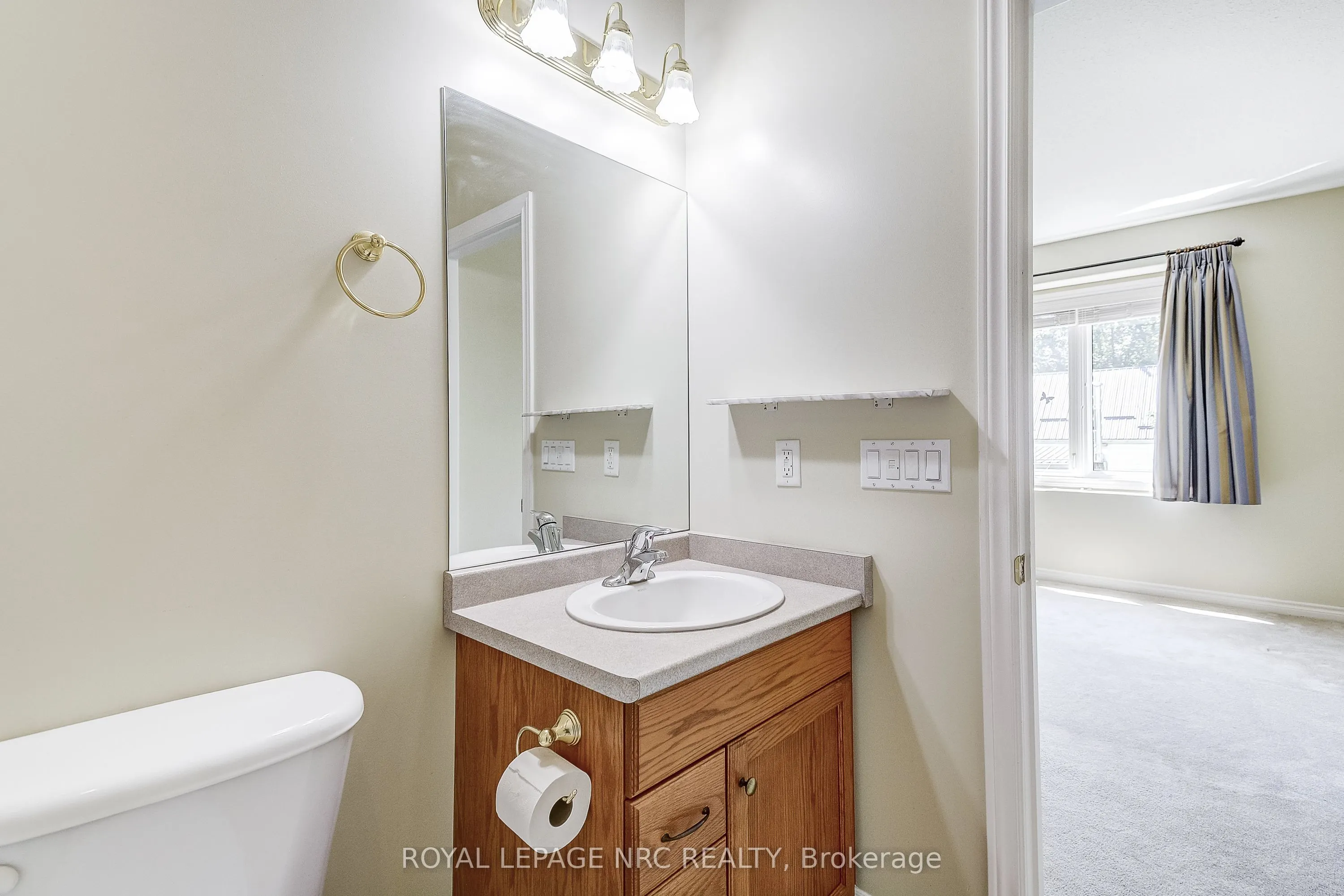 92 Loretta Drive, #12