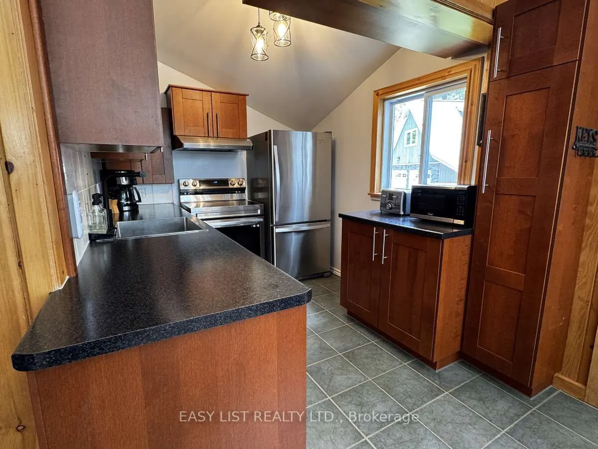 4 Stackwall Lane