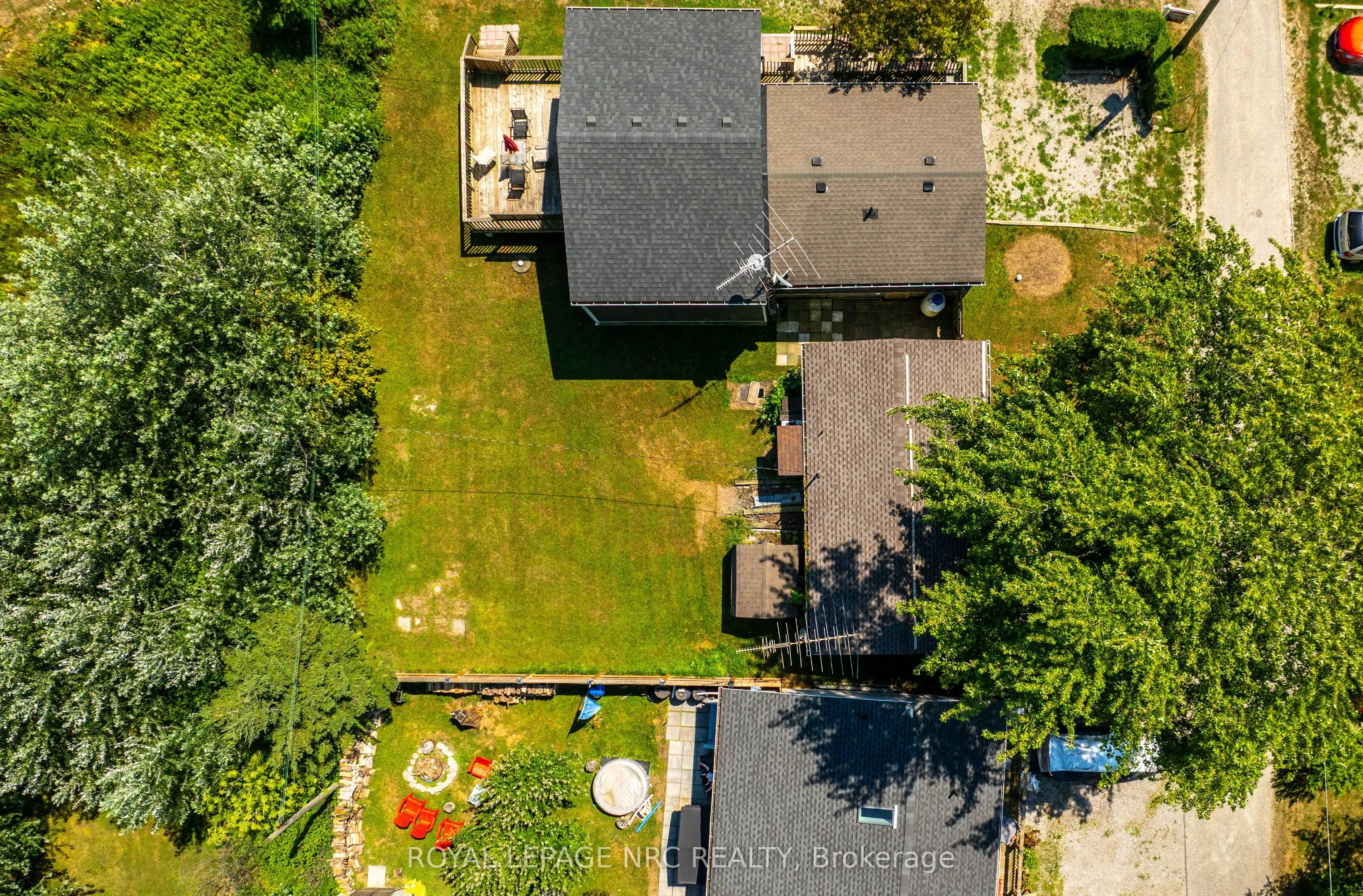 16 Westmoreland Lane
