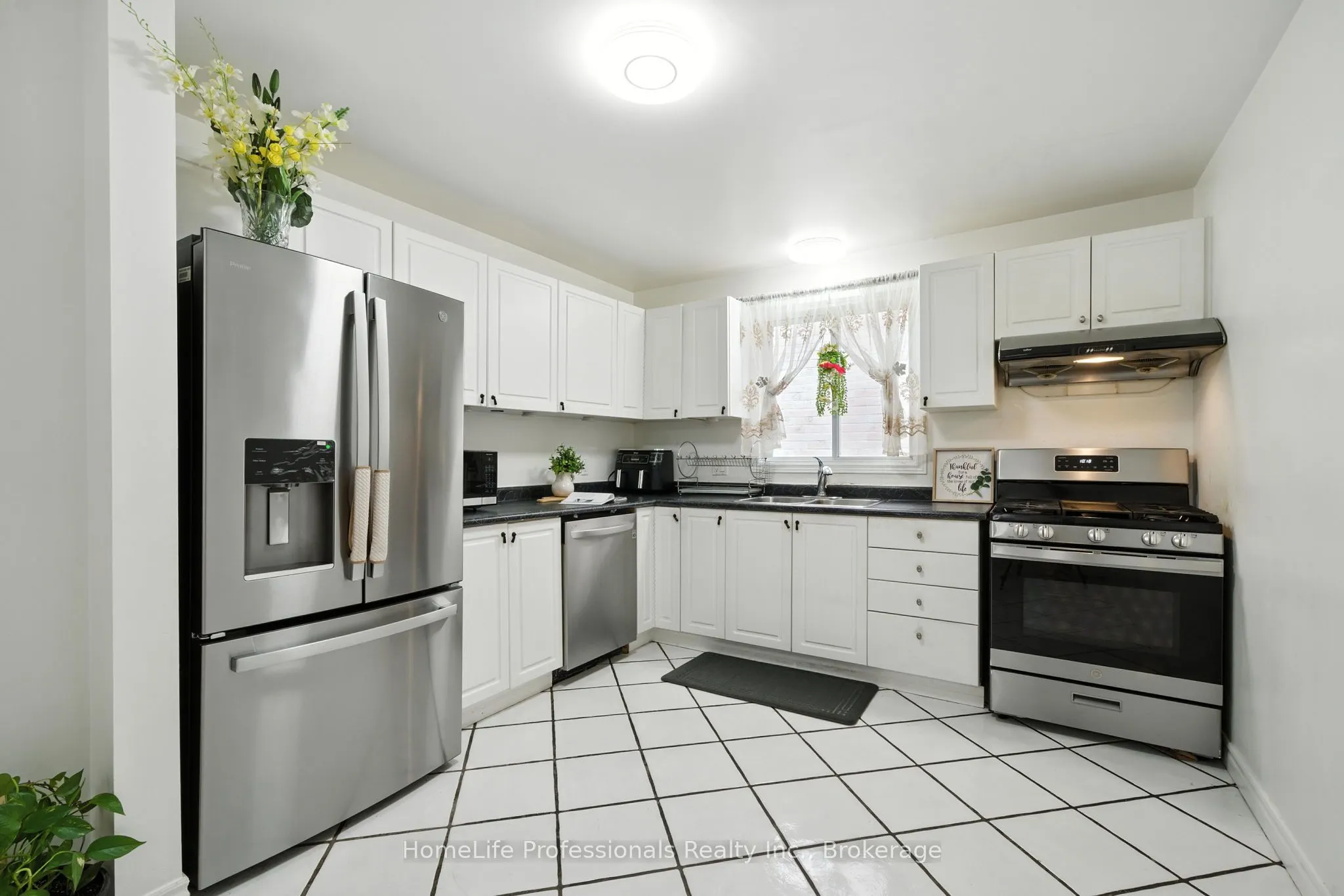 67 Lynnette Drive