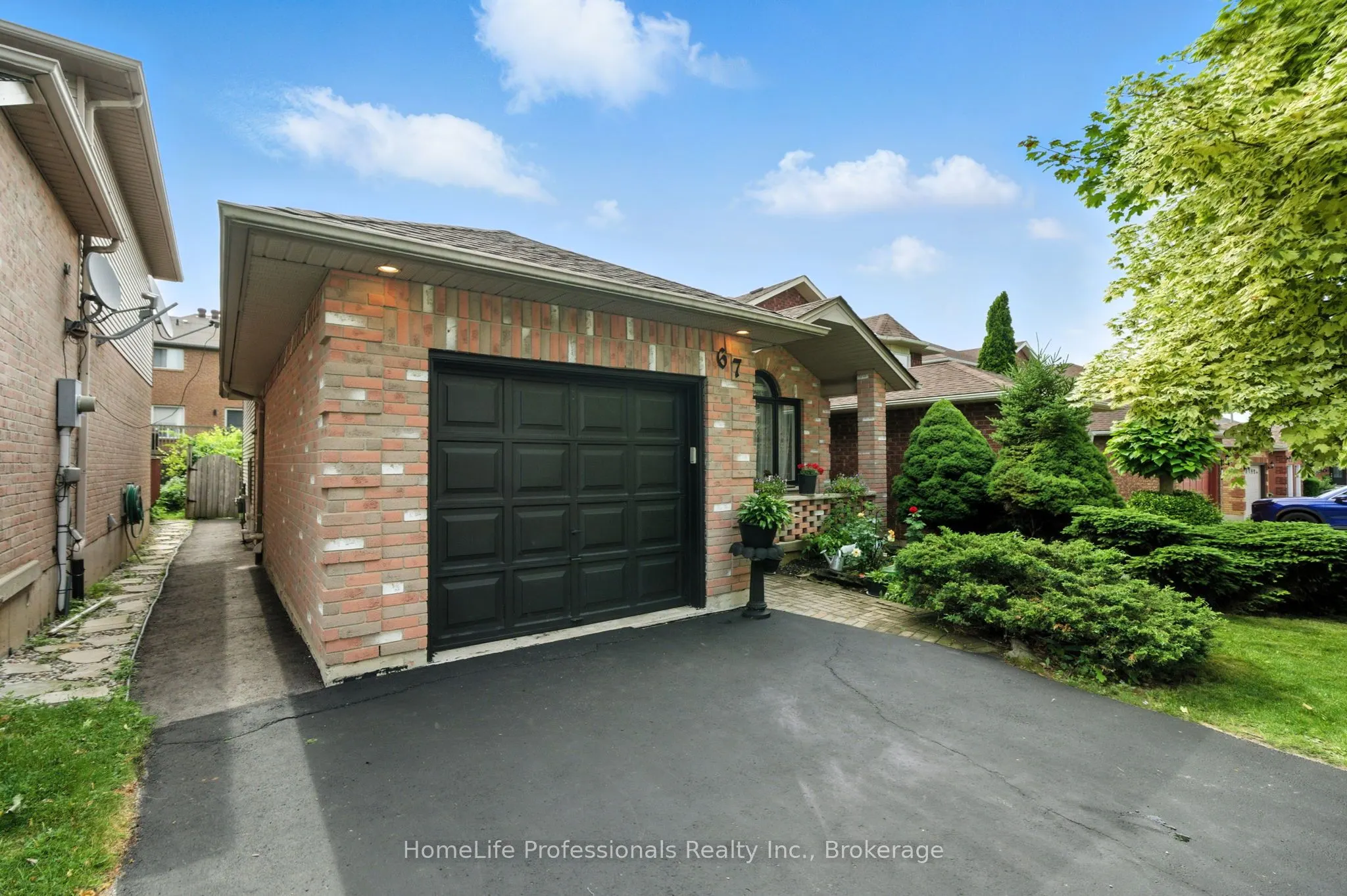 67 Lynnette Drive