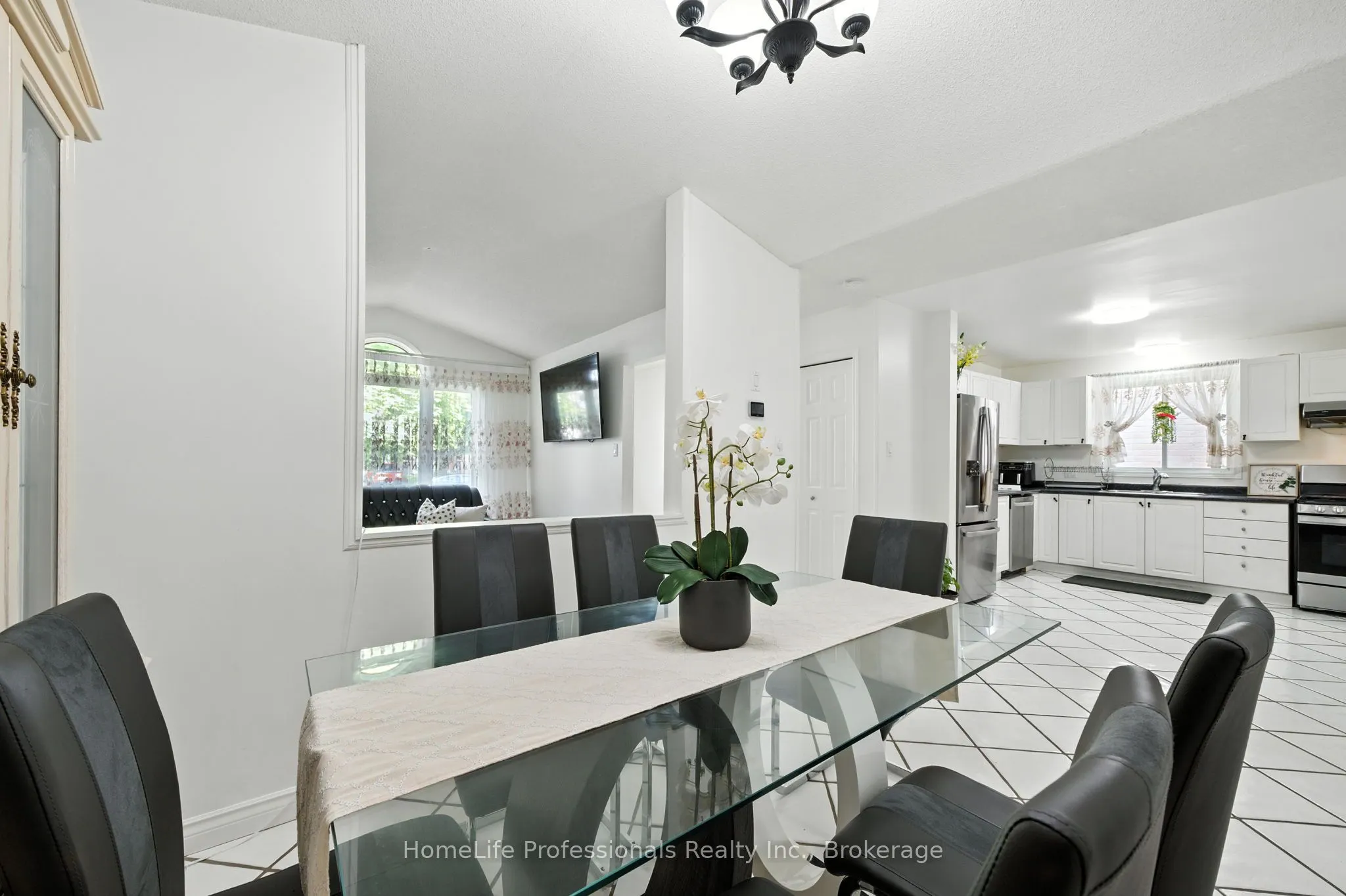 67 Lynnette Drive